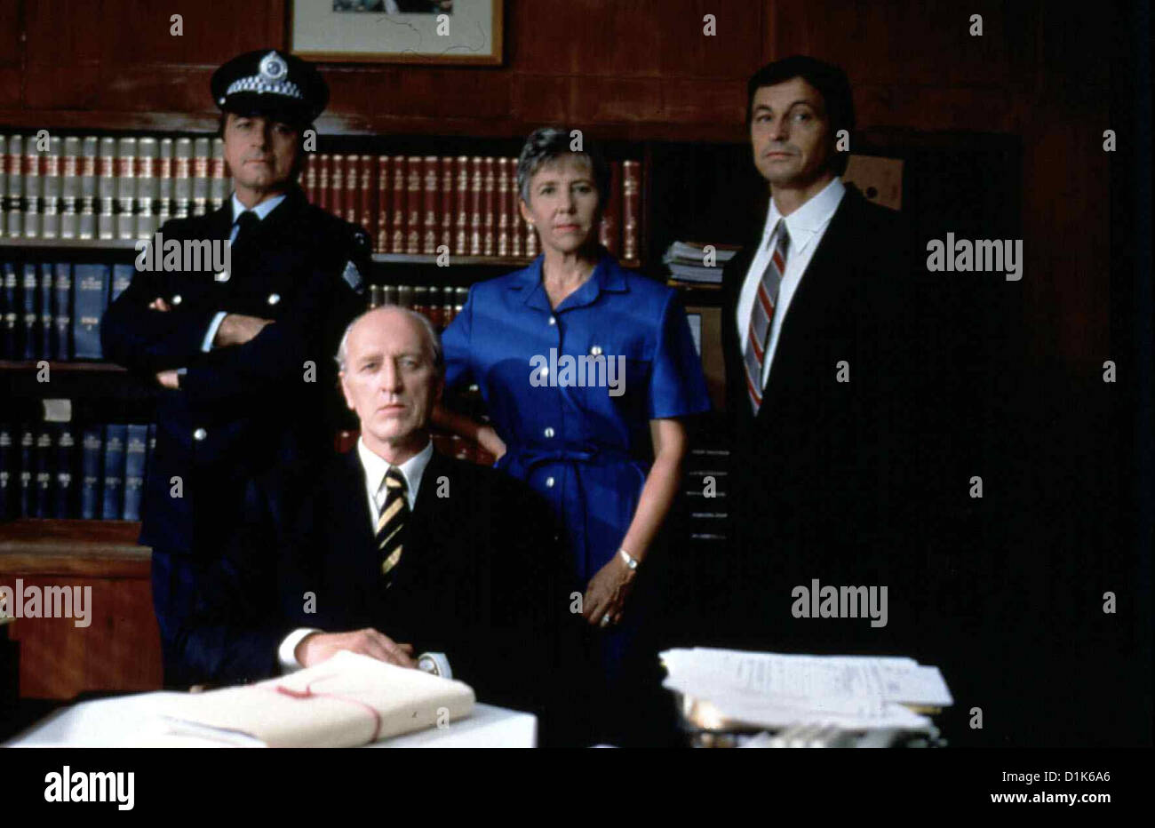 Das Zugunglueck Tag Rosen, Feldwebel Merv Masterson (Chris Betts), Tom Weir (John Bach), Greta (Carol Verbrennungen), Boris Osman Stockfoto