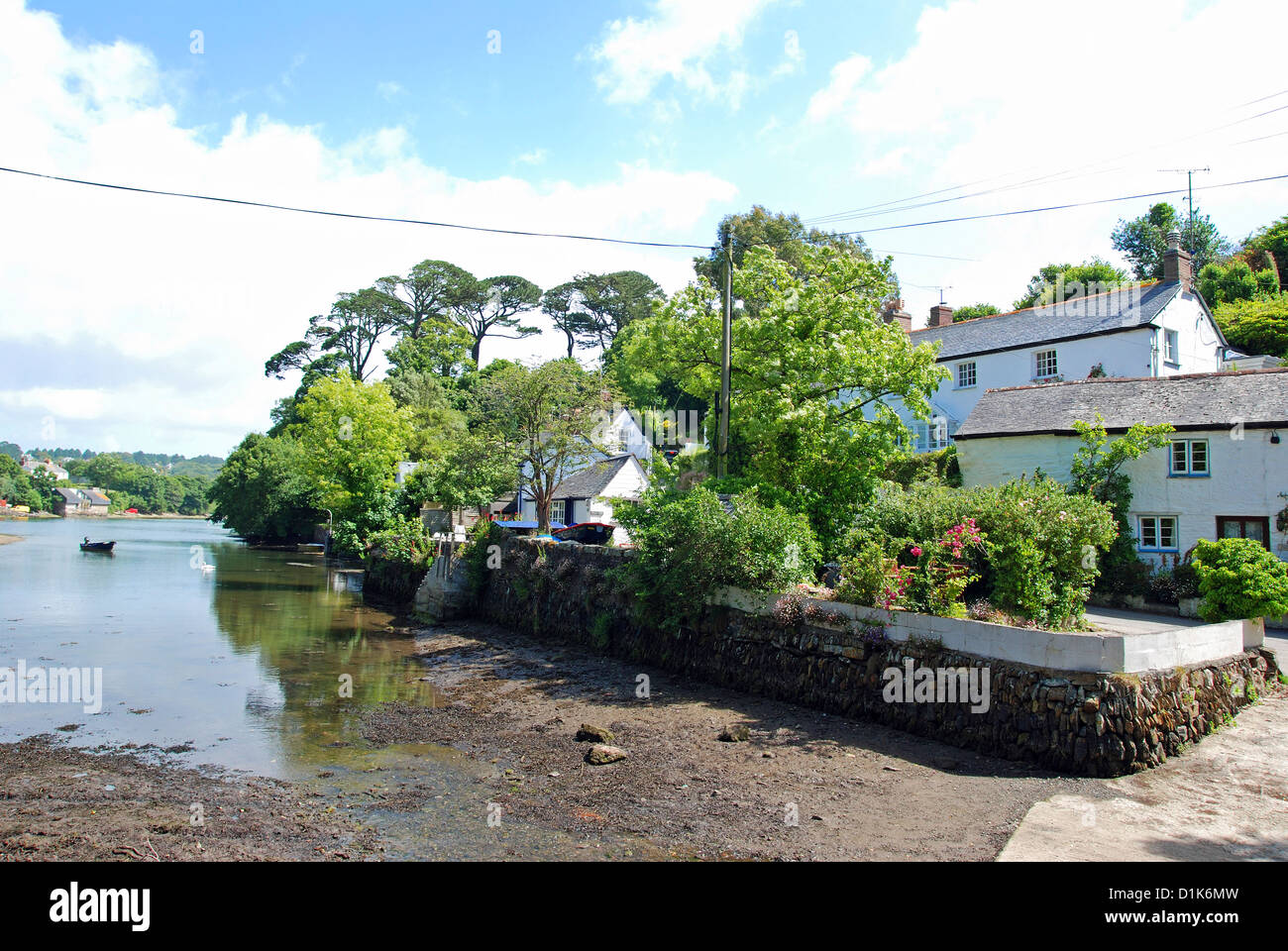 Das Dorf am Fluss von Helford in Cornwall, Großbritannien Stockfoto
