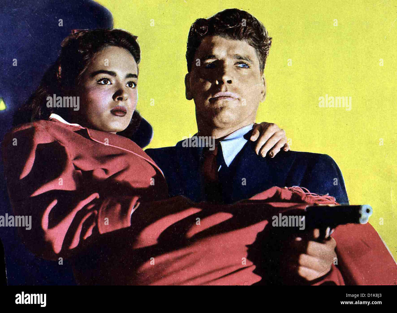 Zelle R 17 Brute Force Ann Blyth, Burt Lancaster In Zelle R 17 cremt Sich Die Gefangenen Den Grund ihres Stockfoto