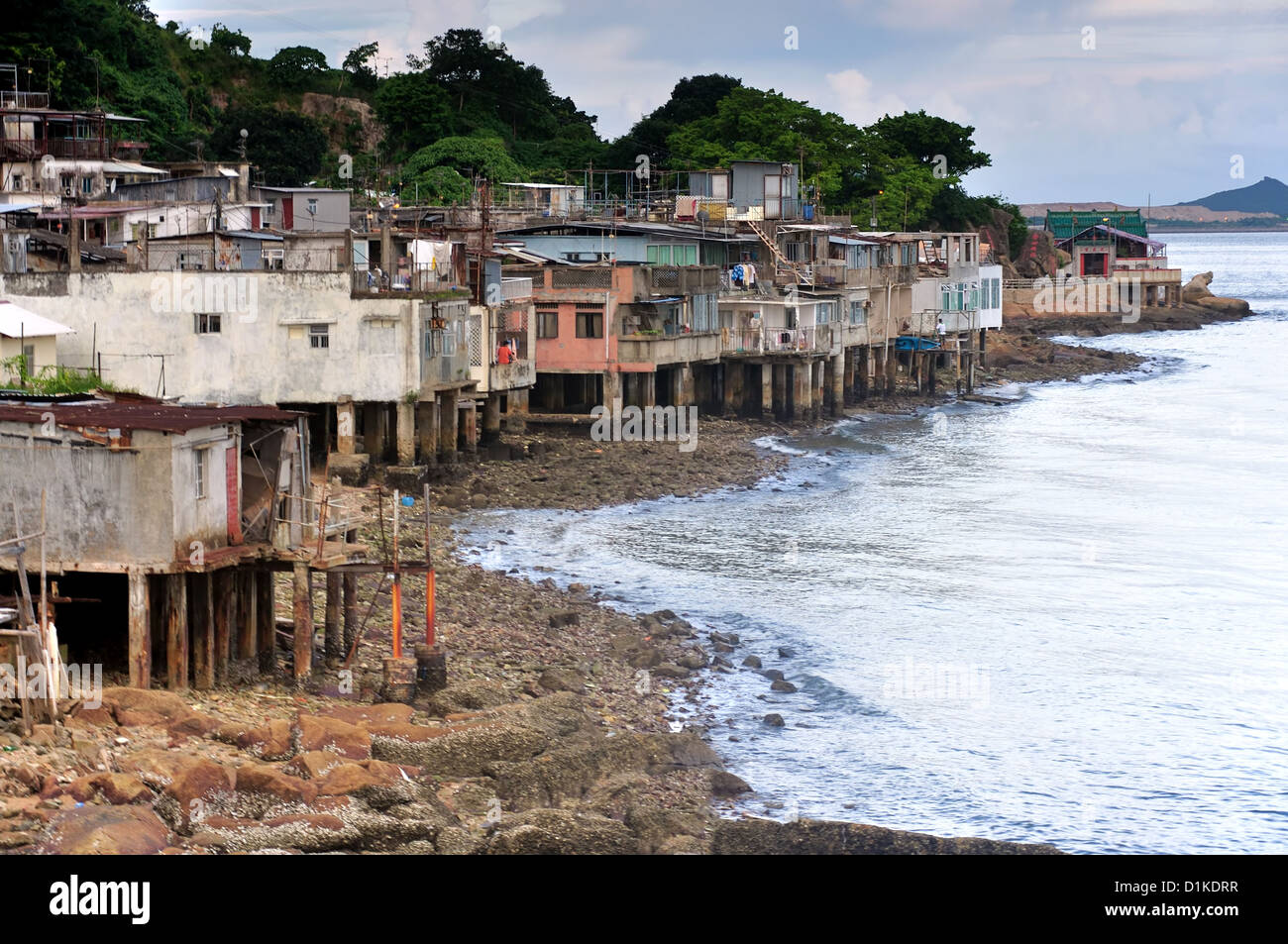Costal Dorf in Hong Kong, über dem Meer gebaut. Stockfoto