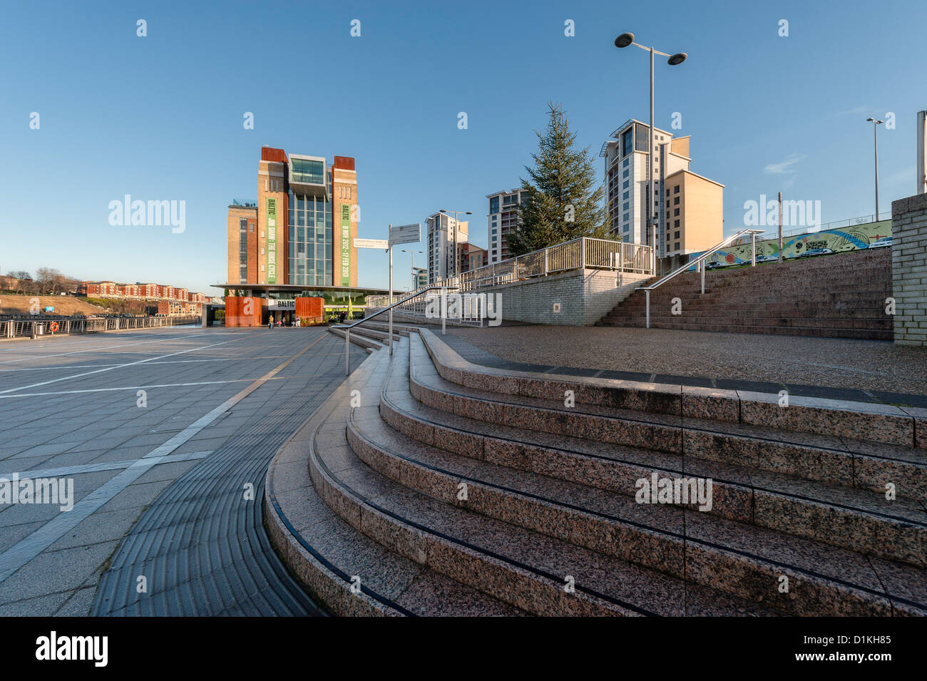 Ostsee Square Gateshead und Baltischen Zentrum für Zeitgenössische Kunst Stockfoto
