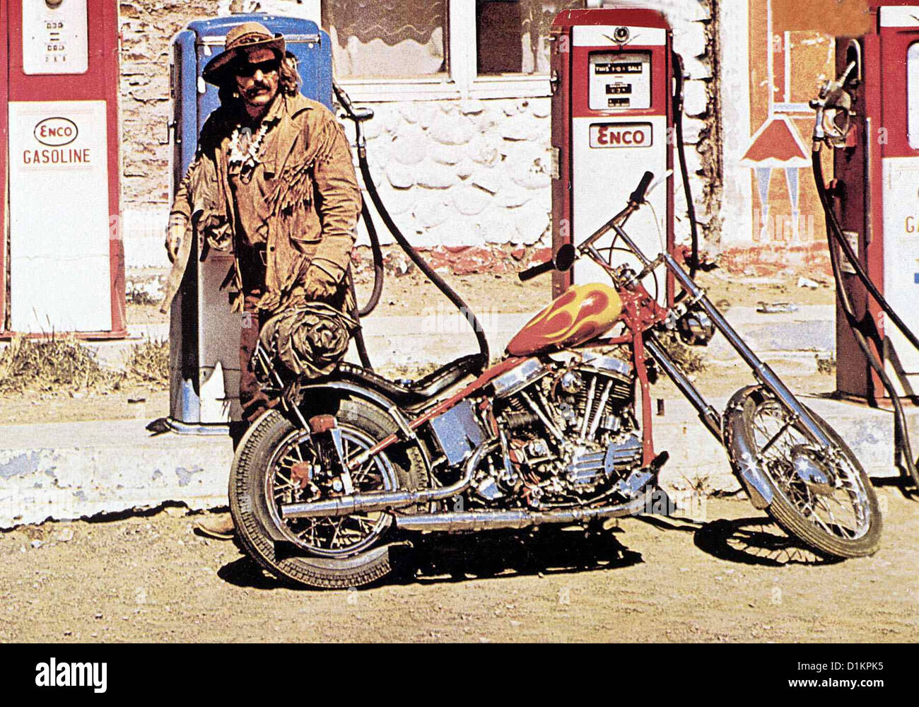 Easy rider не работает. Деннис хоппер Беспечный ездок. Деннис хоппер на мотоцикле. Harley Davidson easy Rider.