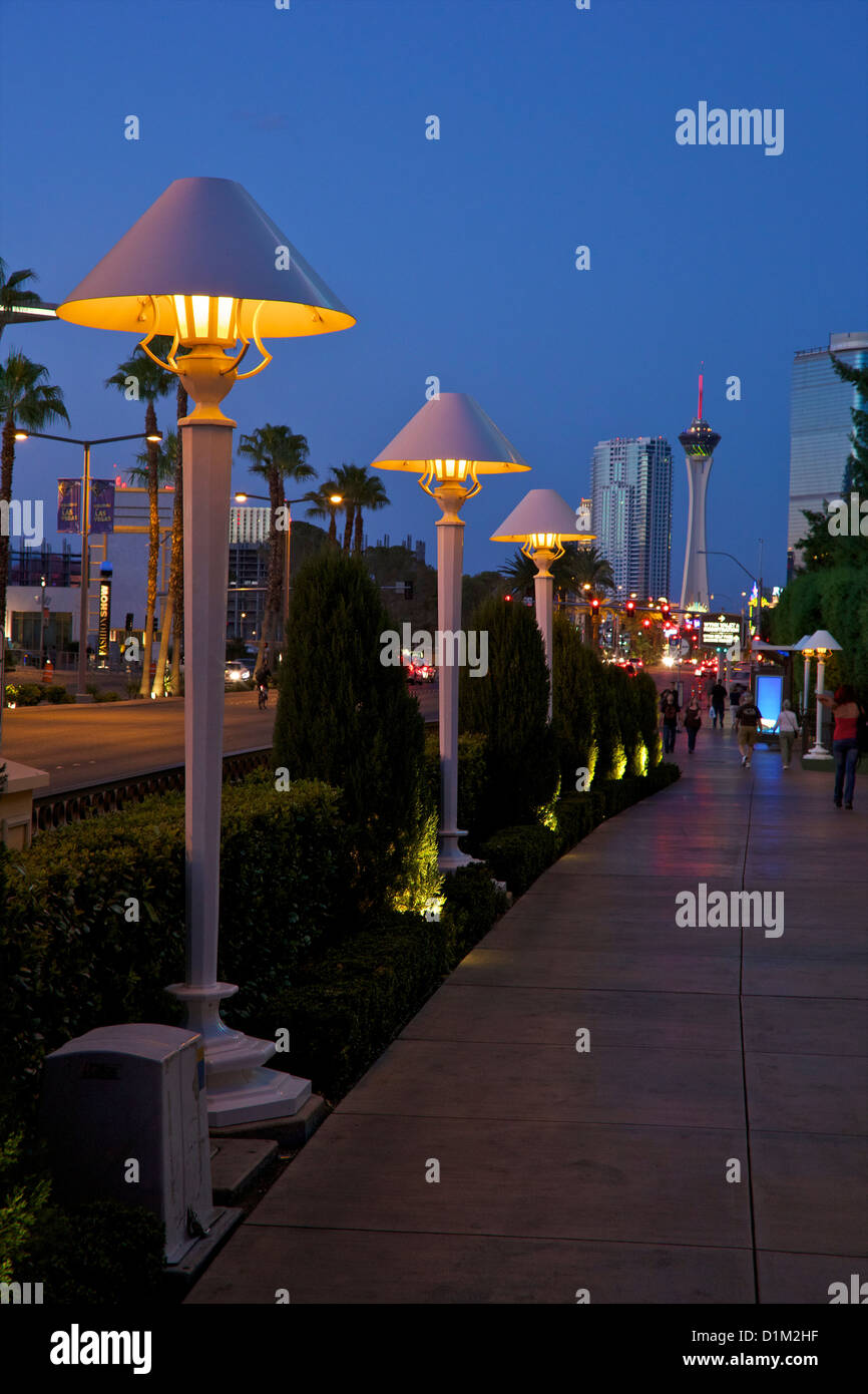 Las Vegas Boulevard South im Abendlicht, Las Vegas, Nevada, USA Stockfoto