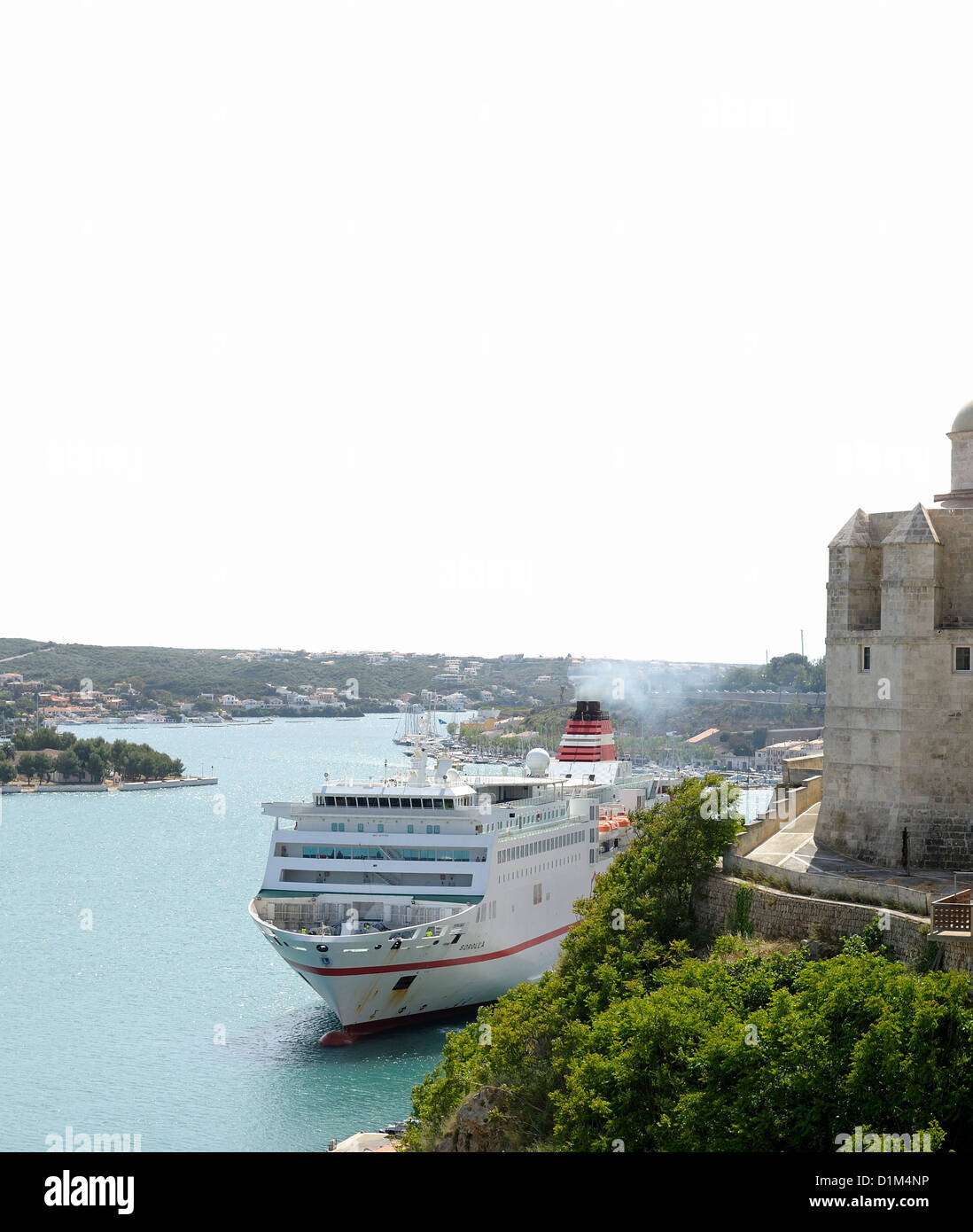 Acciona Trasmediterránea Sorolla Fähre Passagierschiff drehen in Mahon Hafen Menorca-Balearen-Spanien Stockfoto