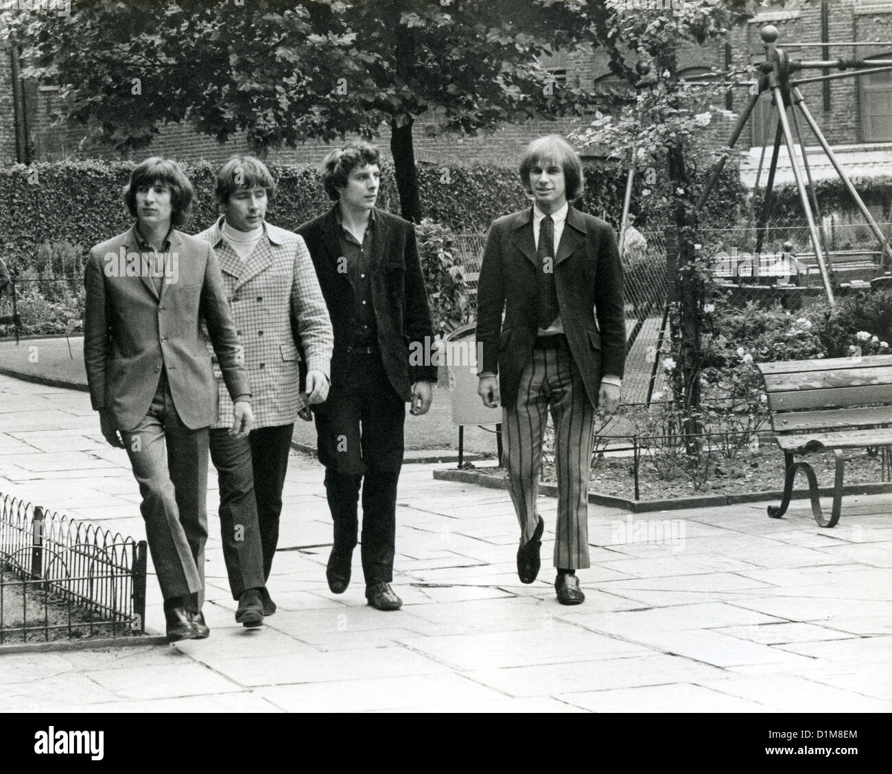 DIE TROGGS UK-pop-Gruppe über 1965 von l: Ronnie Bond, Reg Presley, Pete Staples, Chris Britton Stockfoto