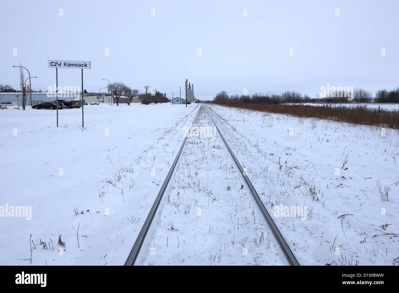 CN canadian national Railway Tracks und Getreide silos Kamsack Saskatchewan Kanada Stockfoto