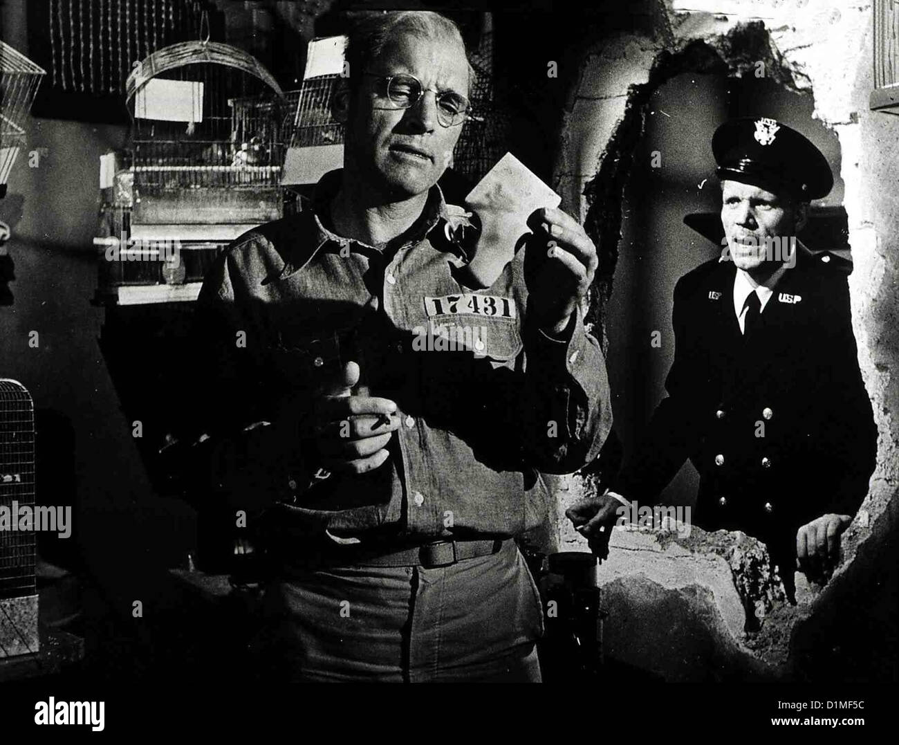 Der Gefangene Von Alcatraz Birdman Of Alcatraz Robert Stroud (Burt Lancaster) *** lokalen Caption *** 1961-- Stockfoto