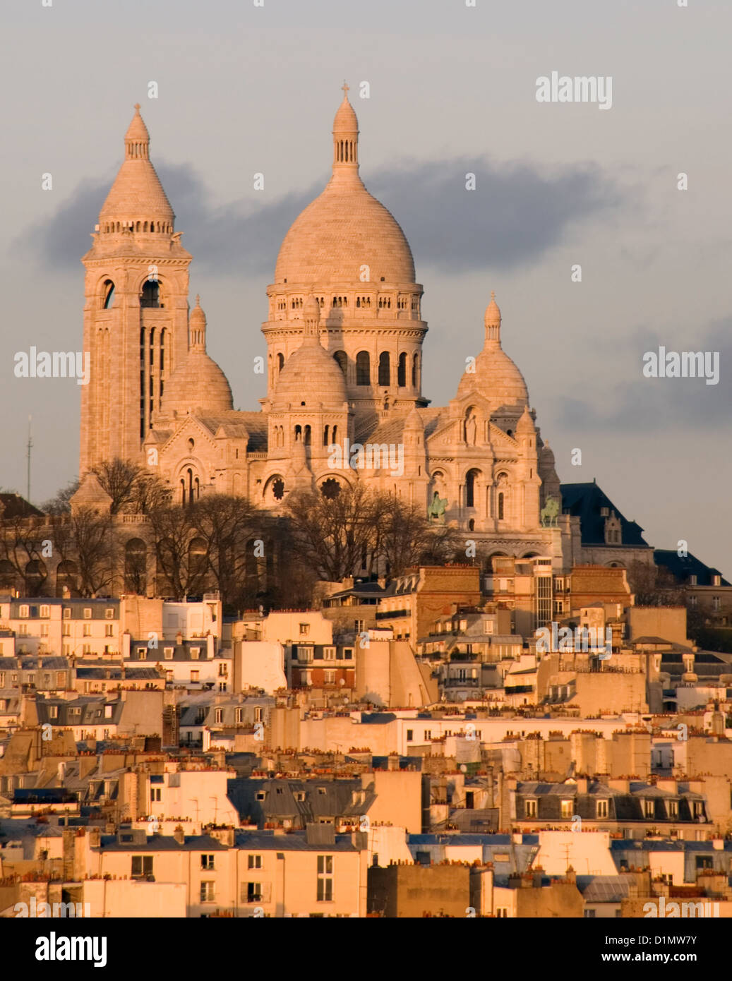 Sacre Coeur in der Abenddämmerung, Paris, Frankreich Stockfoto