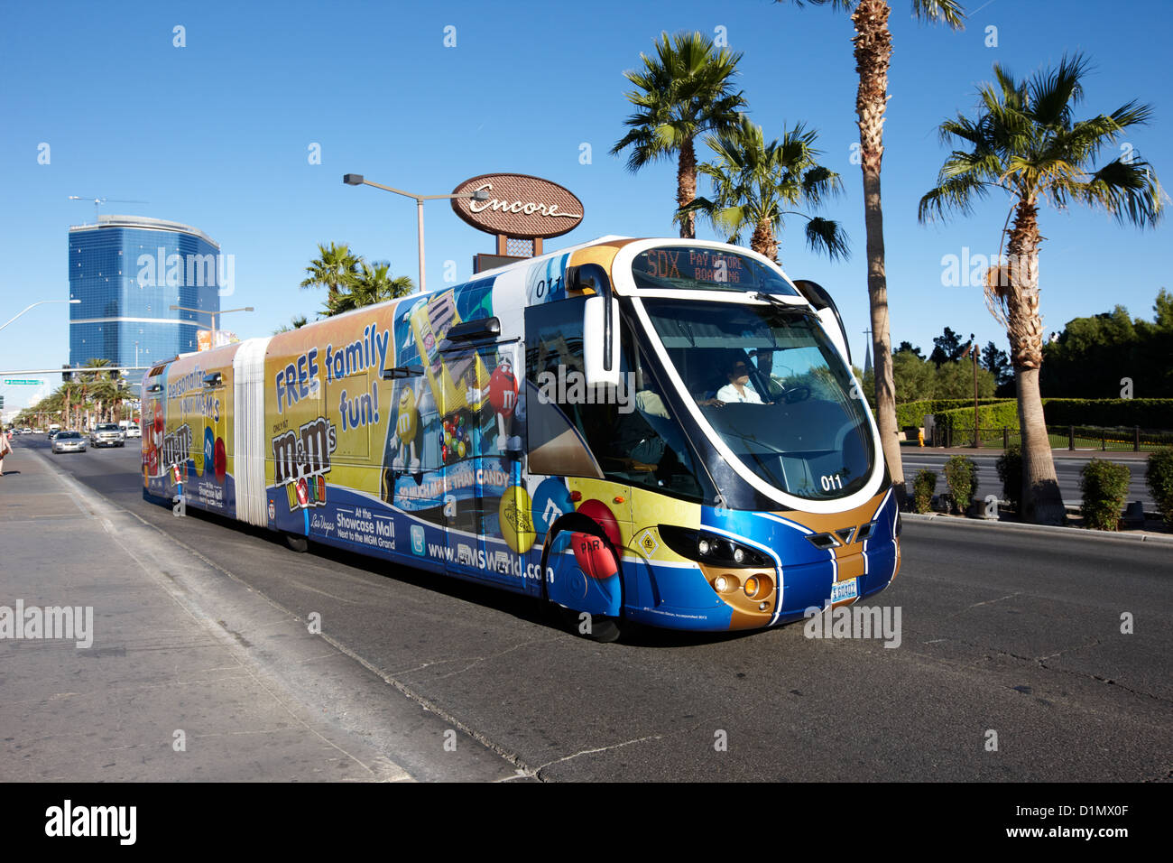 die Sdx Streifen Innenstadt express kurvenreich Bus auf dem Strip von Las Vegas Nevada, USA Stockfoto