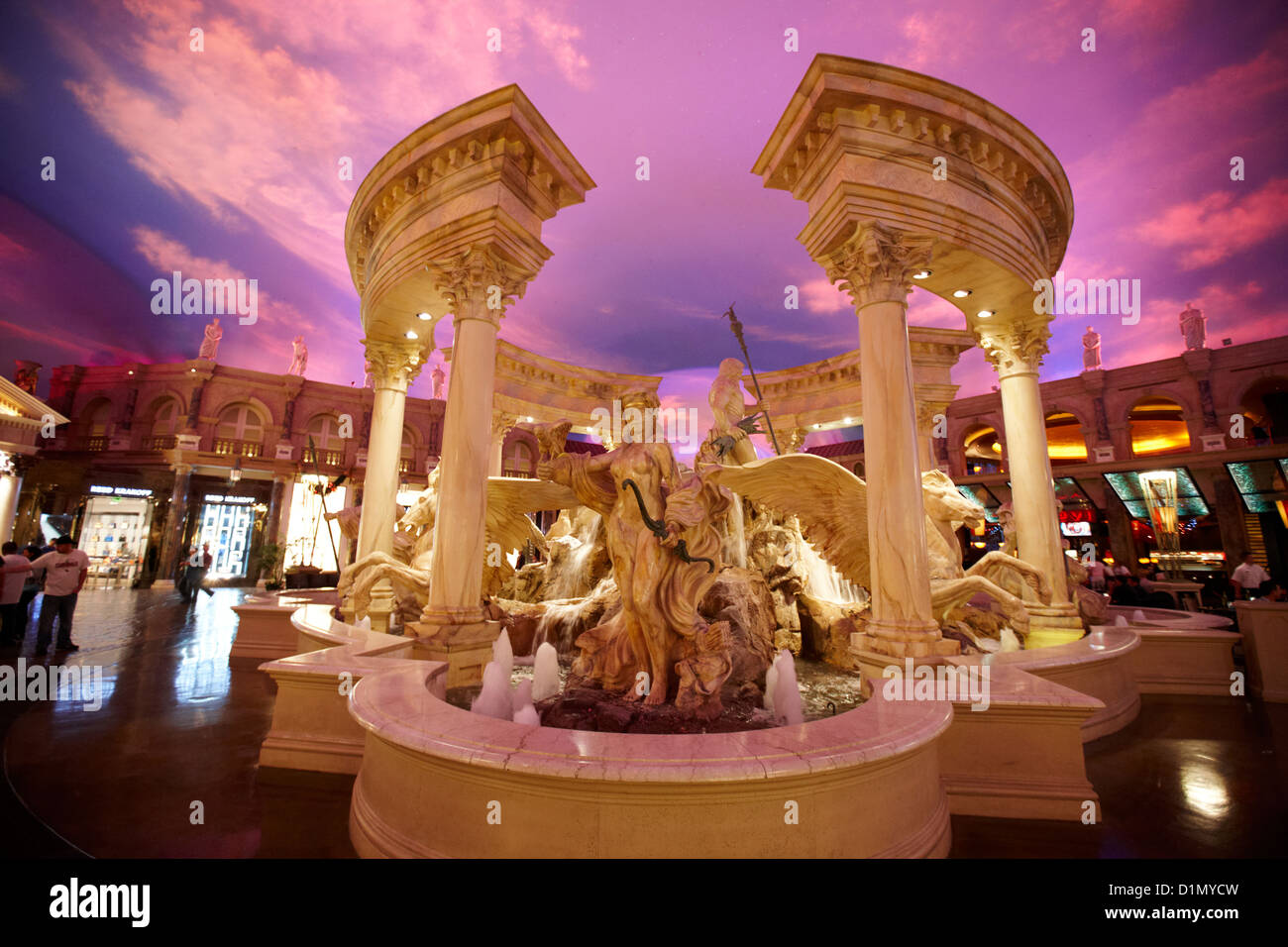 gefälschte Himmel im Forum Shops Caesars Palace Luxushotel and Casino Las Vegas Nevada, USA Stockfoto