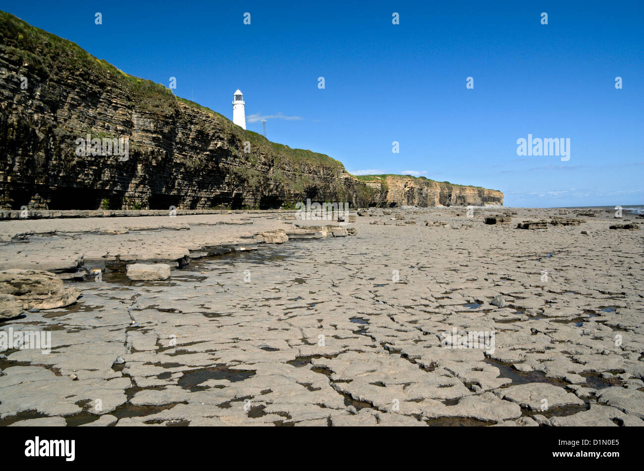 Nash Point LIghthouse, Glamorgan Heritage Coast, Vale of Glamorgan, South Wales, UK. Stockfoto