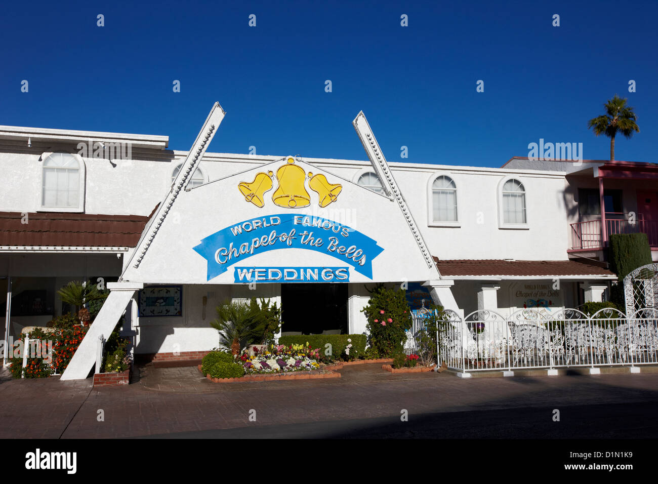 Spaß beim Motel City und Kapelle der Glocken Hochzeit Kapelle auf dem Strip in Las Vegas Nevada, USA Stockfoto