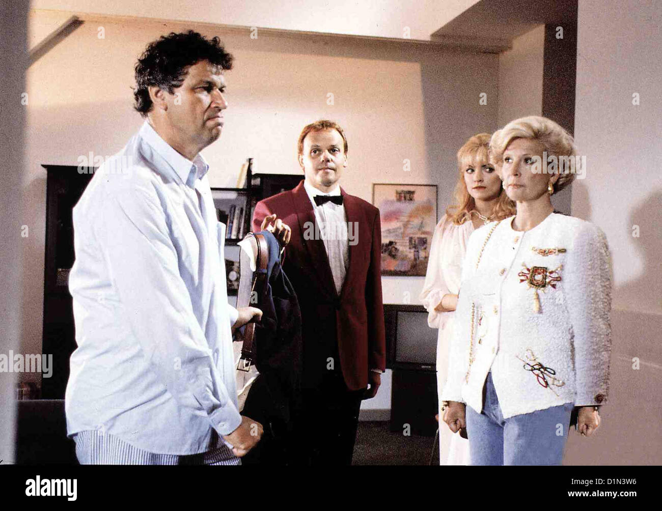 Herr Ober!  Herr Ober!  Gerhard Polt,?,?, Christiane Hörbiger Als sterben Gattin (Christiane Hörbiger) Ihren Ernst (Gerhard Polt) Stockfoto