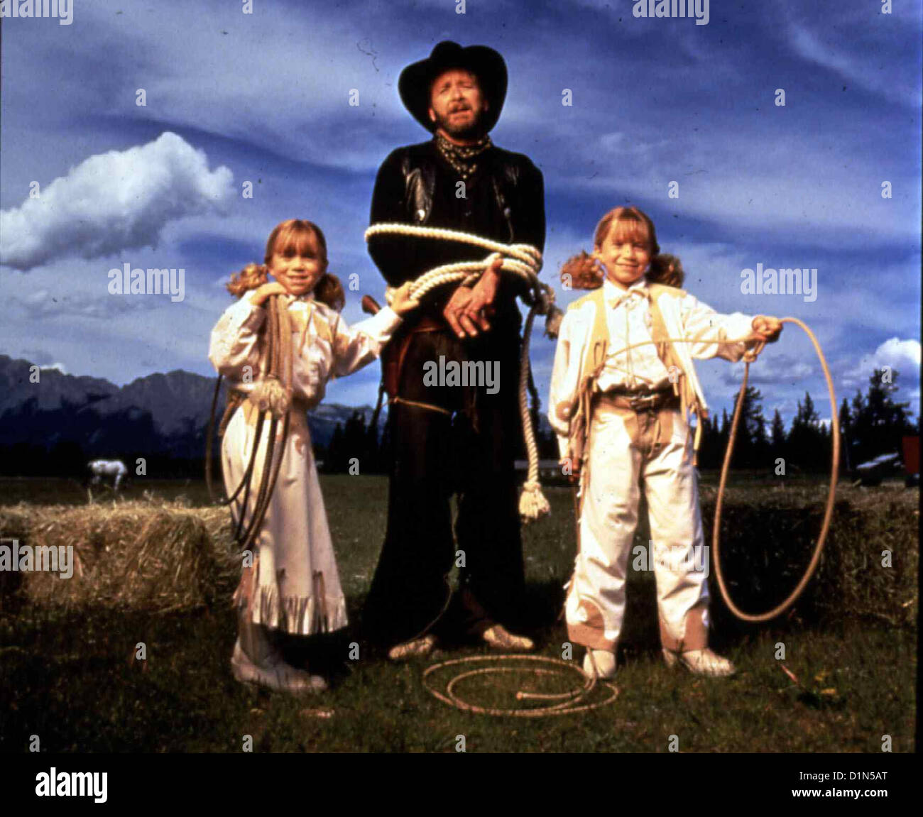 Abenteuer Auf Der Wildwasser-Ranch wie West war Spaß Mary-Kate Und Ashley Olsen, Martin Mull sterben Recht (Mary-Kate und Stockfoto