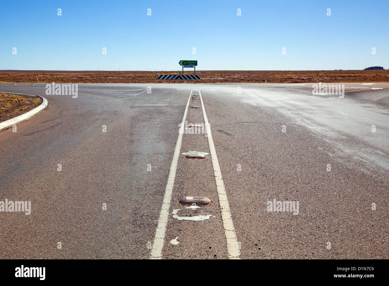 Straße nach Woomera aus Roxby Down Stockfoto