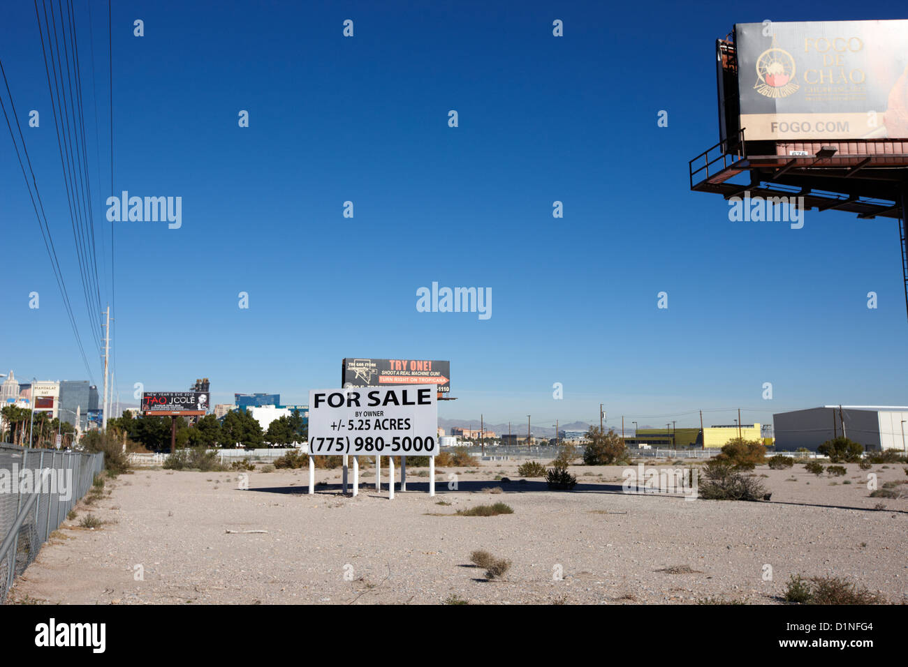 leere Bauland am Rande des Streifens im Paradies Las Vegas Nevada, USA Stockfoto