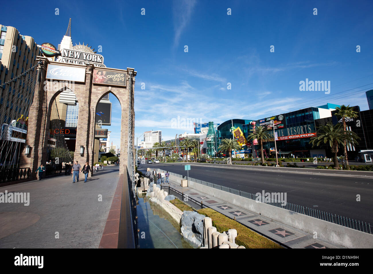 Blick auf South Las Vegas Boulevard Strip aus New York New York Casino Nevada USA Stockfoto