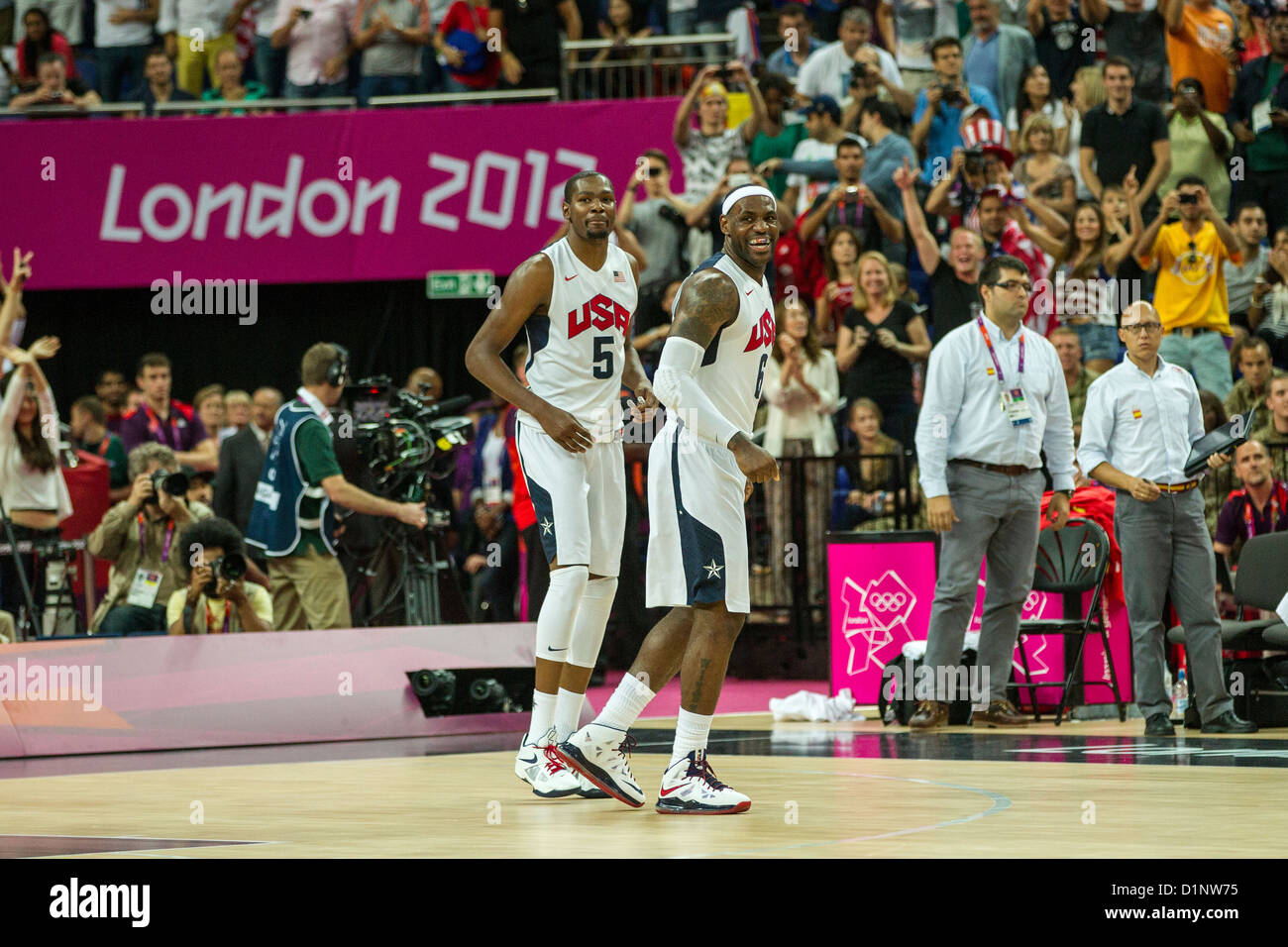 USA besiegt Spanien in der Gold-Medaille Herren-Basketball-Spiel bei den Olympischen Sommerspielen 2012 in London Stockfoto