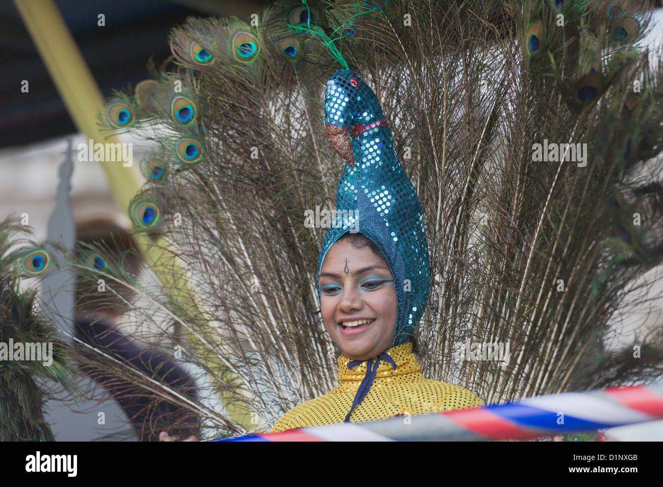 2013 New Years Day Parade. LONDON. VEREINIGTES KÖNIGREICH. 01.01.2013. © Peter Webb/Alamy. Alle Rechte geltend gemacht und reserviert. Kein Teil dieses Foto gespeichert werden, reproduziert, manipuliert oder mit irgendwelchen Mitteln ohne Erlaubnis übertragen. Bildnachweis: Peter Webb/Alamy Stockfoto