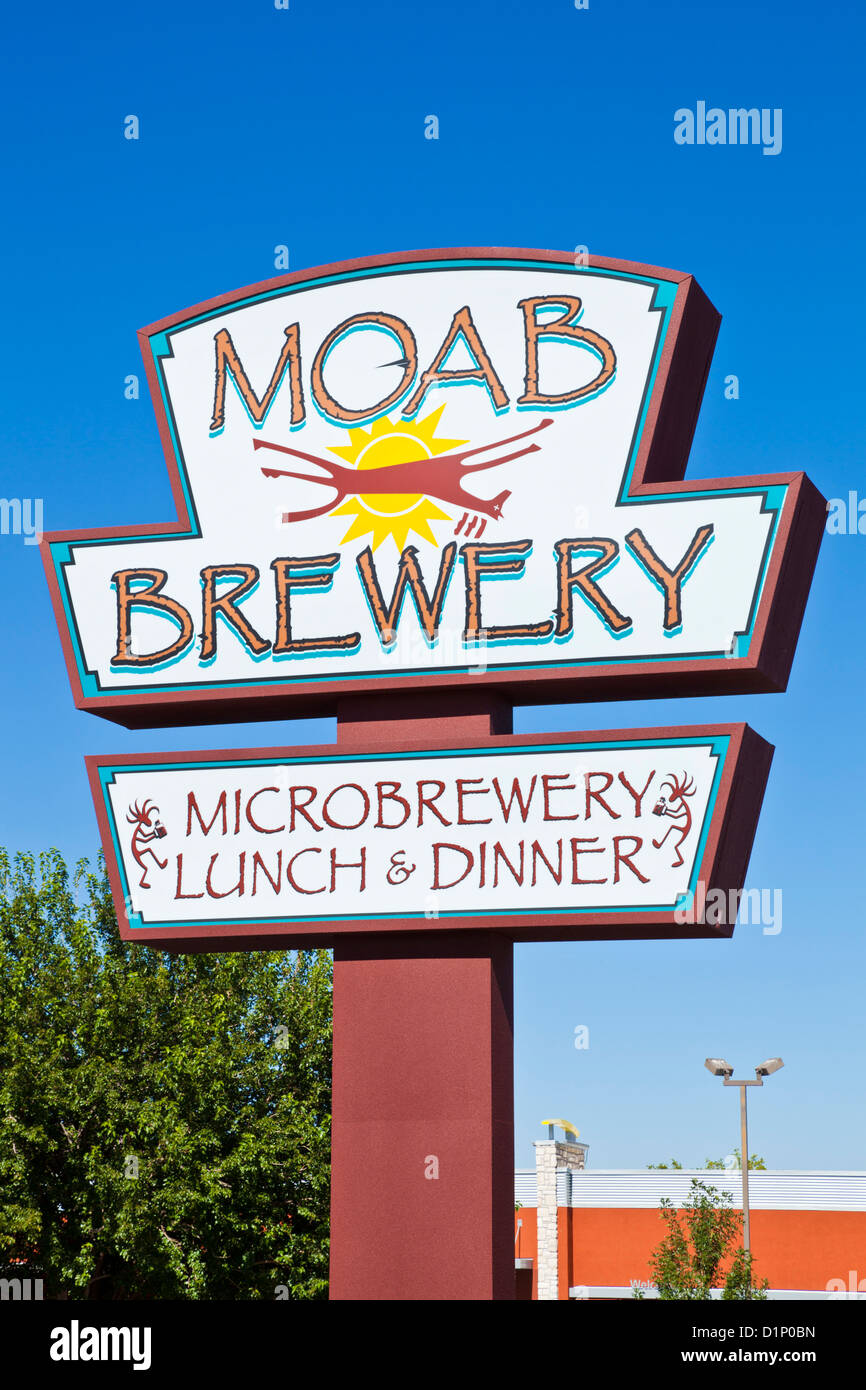Moab Brewery unterzeichnen eine Mikrobrauerei serviert Mittag- und Abendessen in der Innenstadt von Moab Utah USA Vereinigte Staaten von Amerika Stockfoto