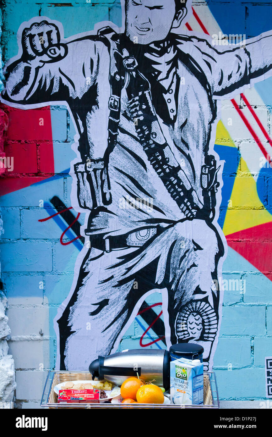 Wandmalerei in den Hackeschen Höfen in Berlin Mitte, Deutschland Stockfoto