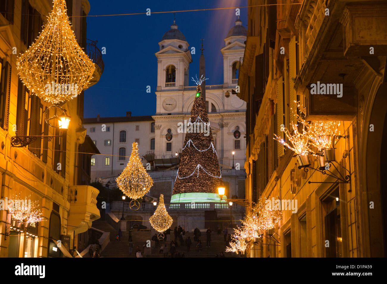 Via Condotti Rom Italien Dekorationen Weihnachtsbeleuchtung Straße Stockfoto