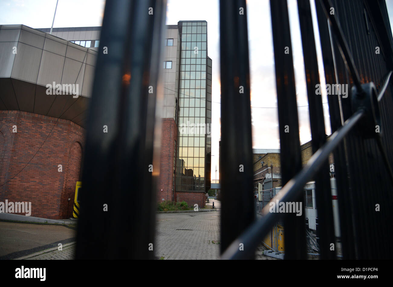 Die ehemalige News International Zeitungen, aufbauend auf Pennington und Virginia Street, Wapping London. Sun News der Welt Zeit Stockfoto
