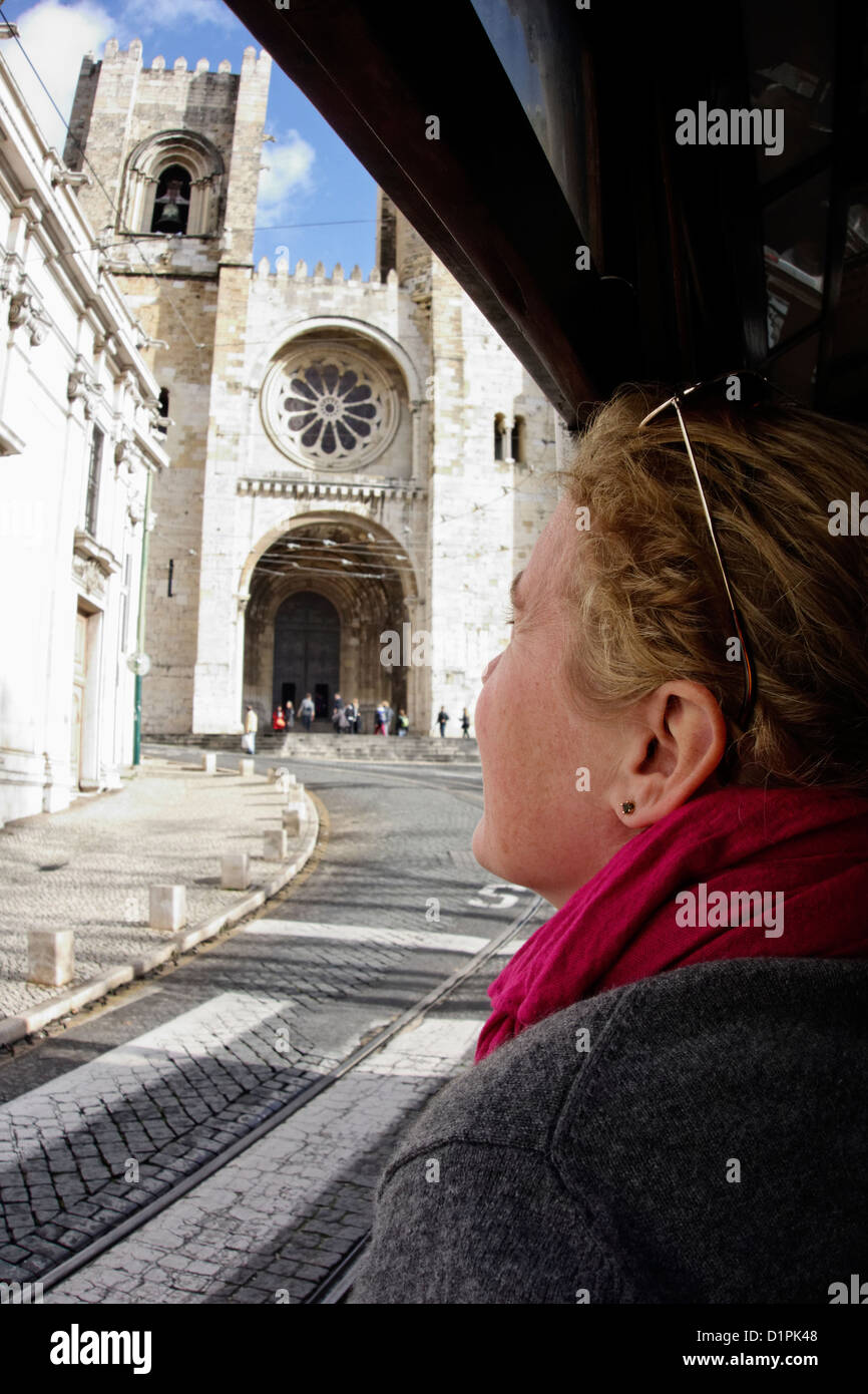 Lissabon Portugal Alfama Seo Tram Route 28 Electrico Transport Stockfoto