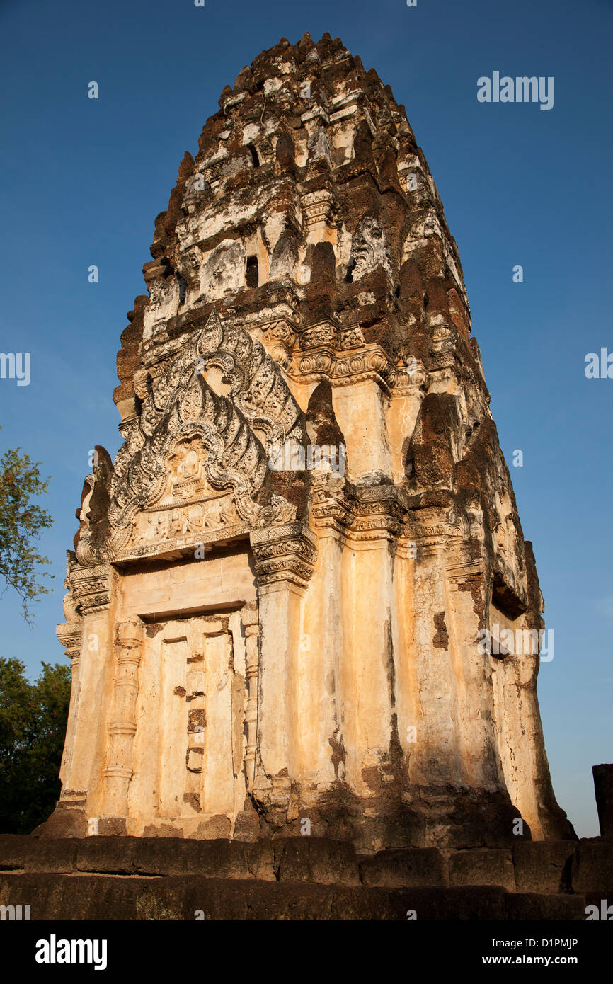 Wat Phra Pai Luang entstand im 12. Jahrhundert von den Khmer König Jayavarman VII und älter als die alte Stadt Sukhothai Stockfoto