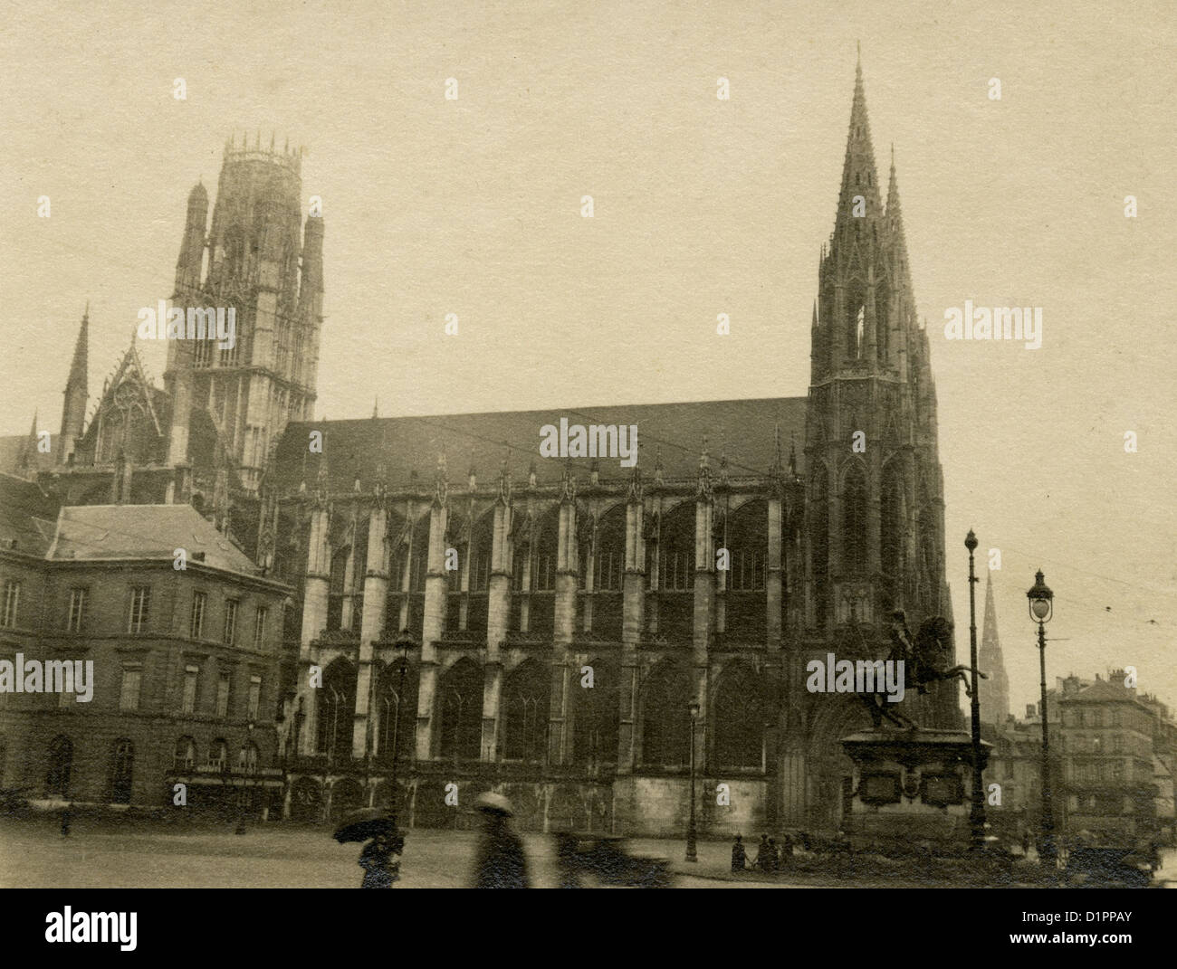 Ca. 1910er Jahre Fotografie, Kirche von St. Ouen vom Hof am Place du Général de Gaulle in Rouen, Frankreich. Stockfoto