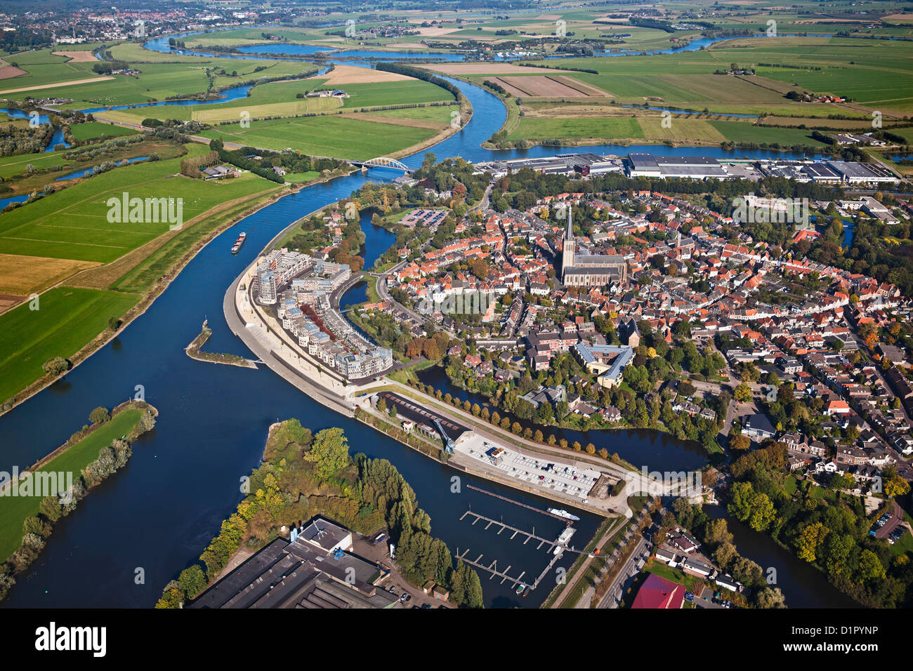 Den Niederlanden, Doesburg, befestigte Stadt am Fluss IJssel. Luft