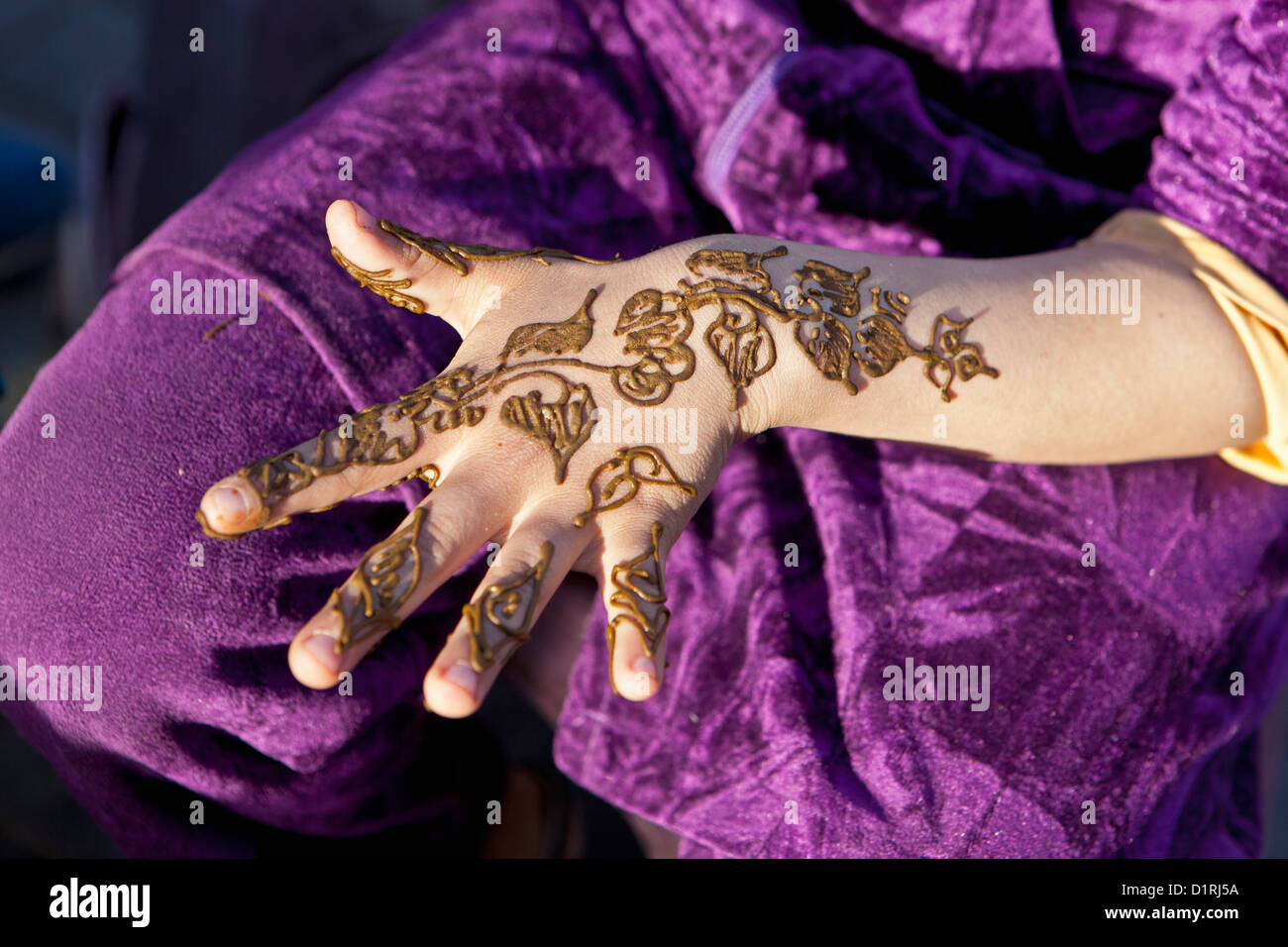 Marokko, Marrakesch, Henna Hand Dekoration. Stockfoto