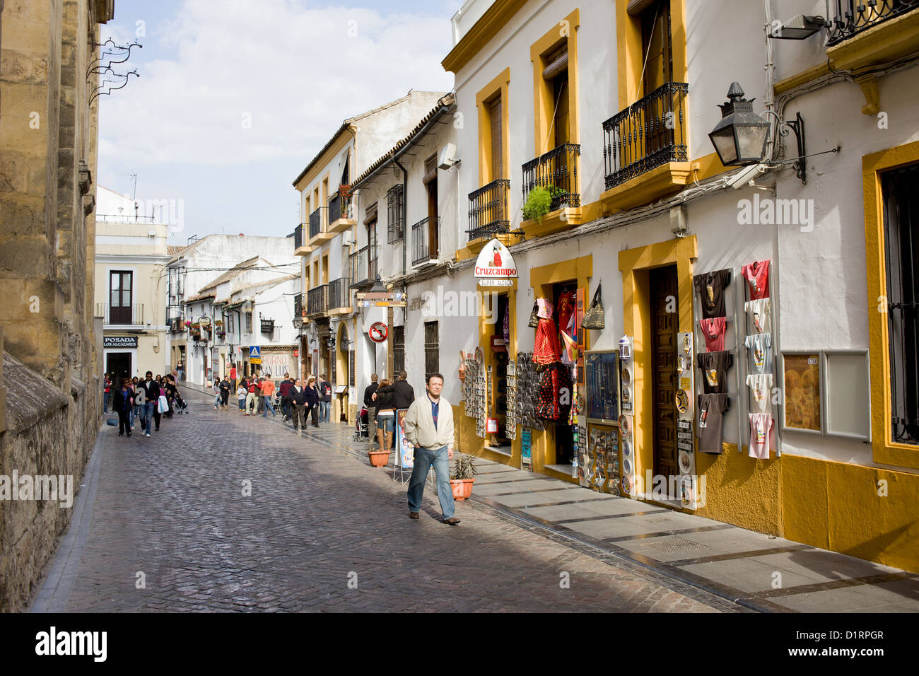 Cardenal Gonzales Straße in der Altstadt von Cordoba Stadt in Spanien, Region Andalusien. Stockfoto