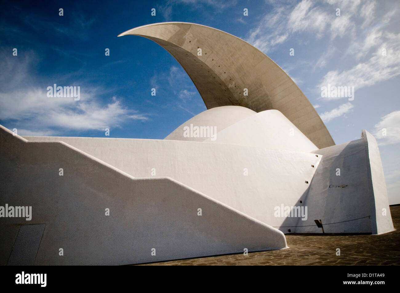 Auditorio de Tenerife Adán Martín Opernhaus dramatische Architektur Architekturfotografie atemberaubende architektonisch modernen sa Stockfoto