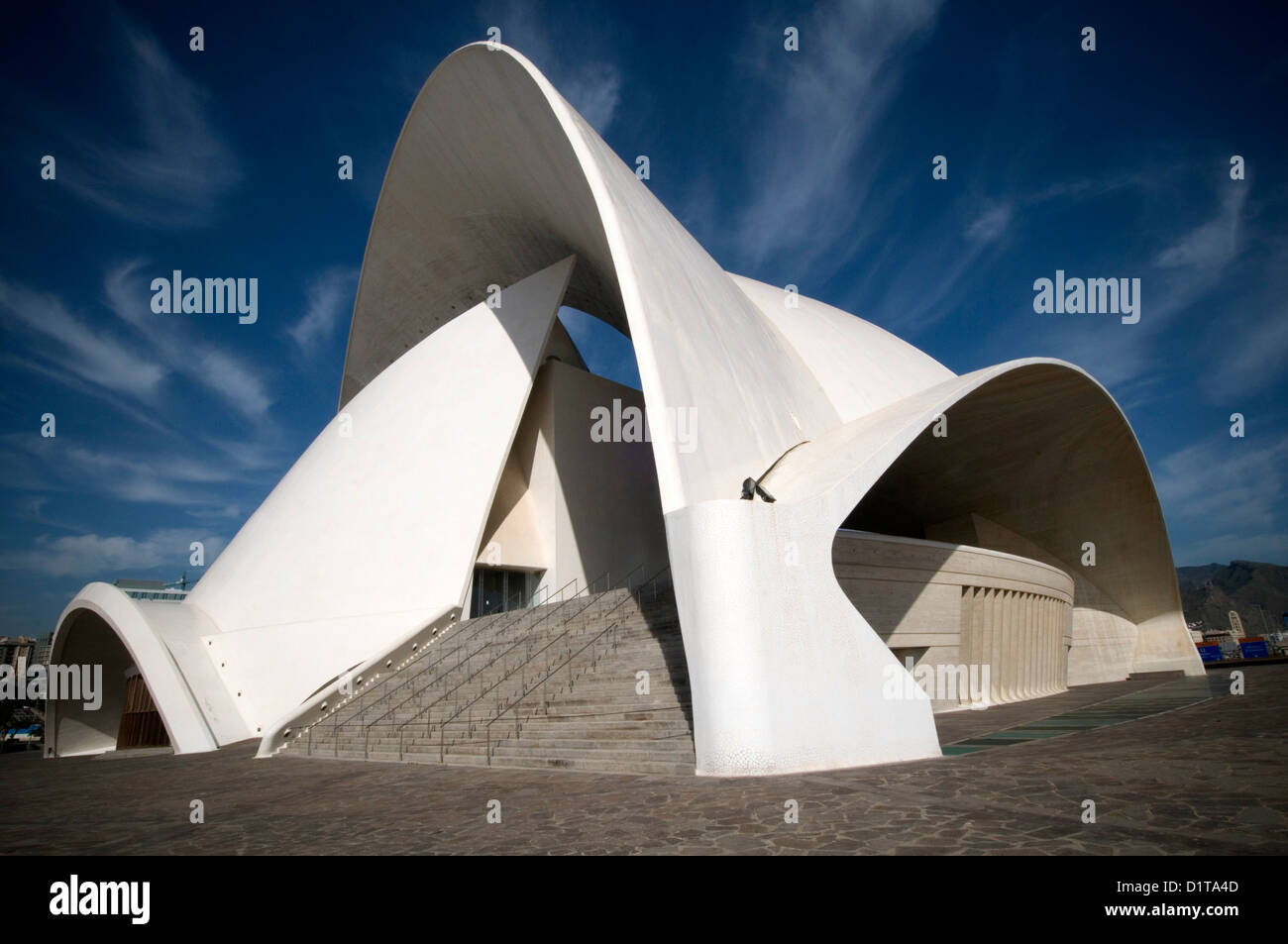 Auditorio de Tenerife Adán Martín Opernhaus dramatische Architektur Architekturfotografie atemberaubende architektonisch modernen sa Stockfoto