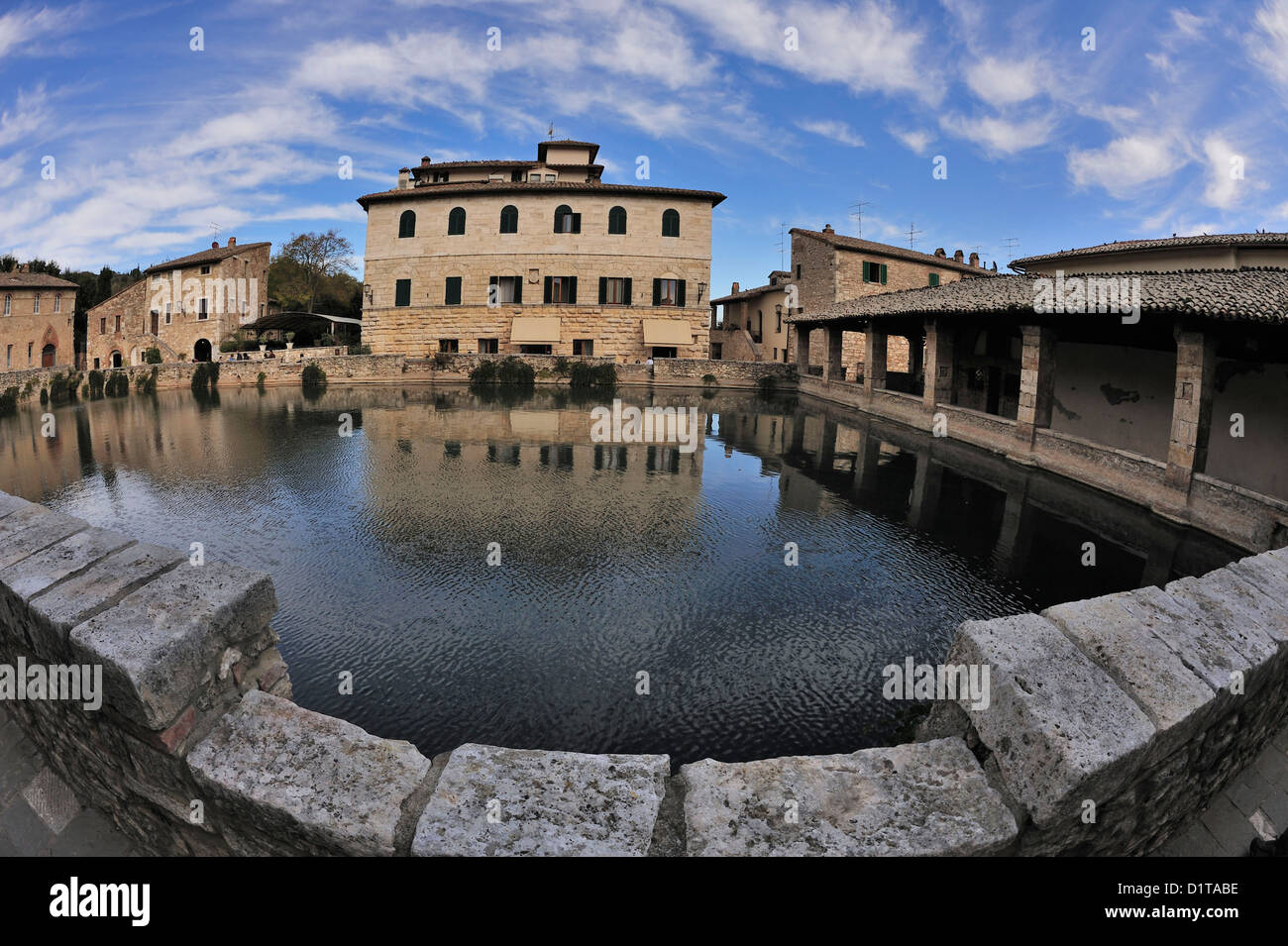 Bagno Vignoni, Wasser Platz, Val d ' Orcia Landschaft, Siena, Toskana, Italien Stockfoto