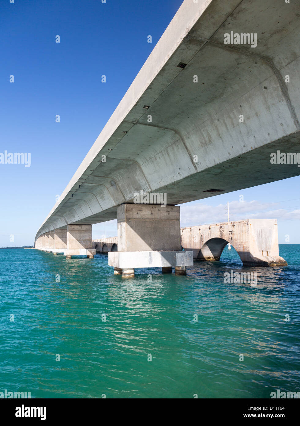 Route 1 Overseas Highway - alte und neue Brücken, Florida Keys, USA Stockfoto