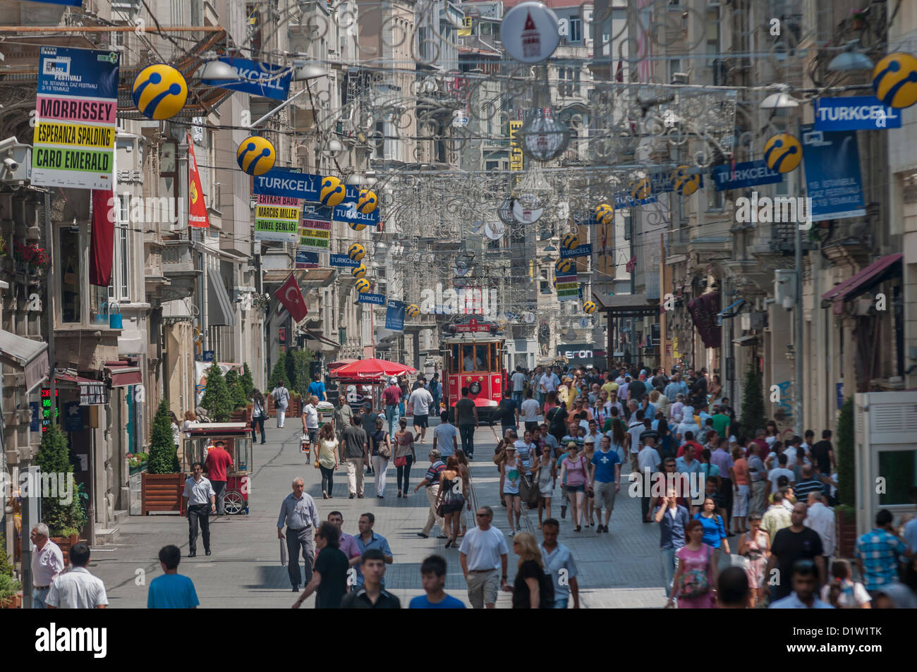 Istiklal-Straße, Beyoglu, Istanbul, Türkei Stockfoto