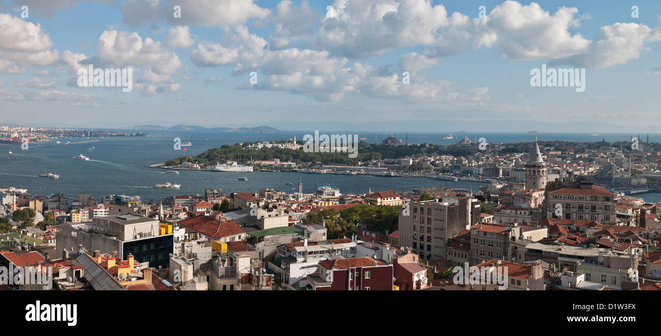 Panoramablick auf Beyoglu, Istanbul, Galata-Turm und Sultanahmet, Istanbul Stockfoto