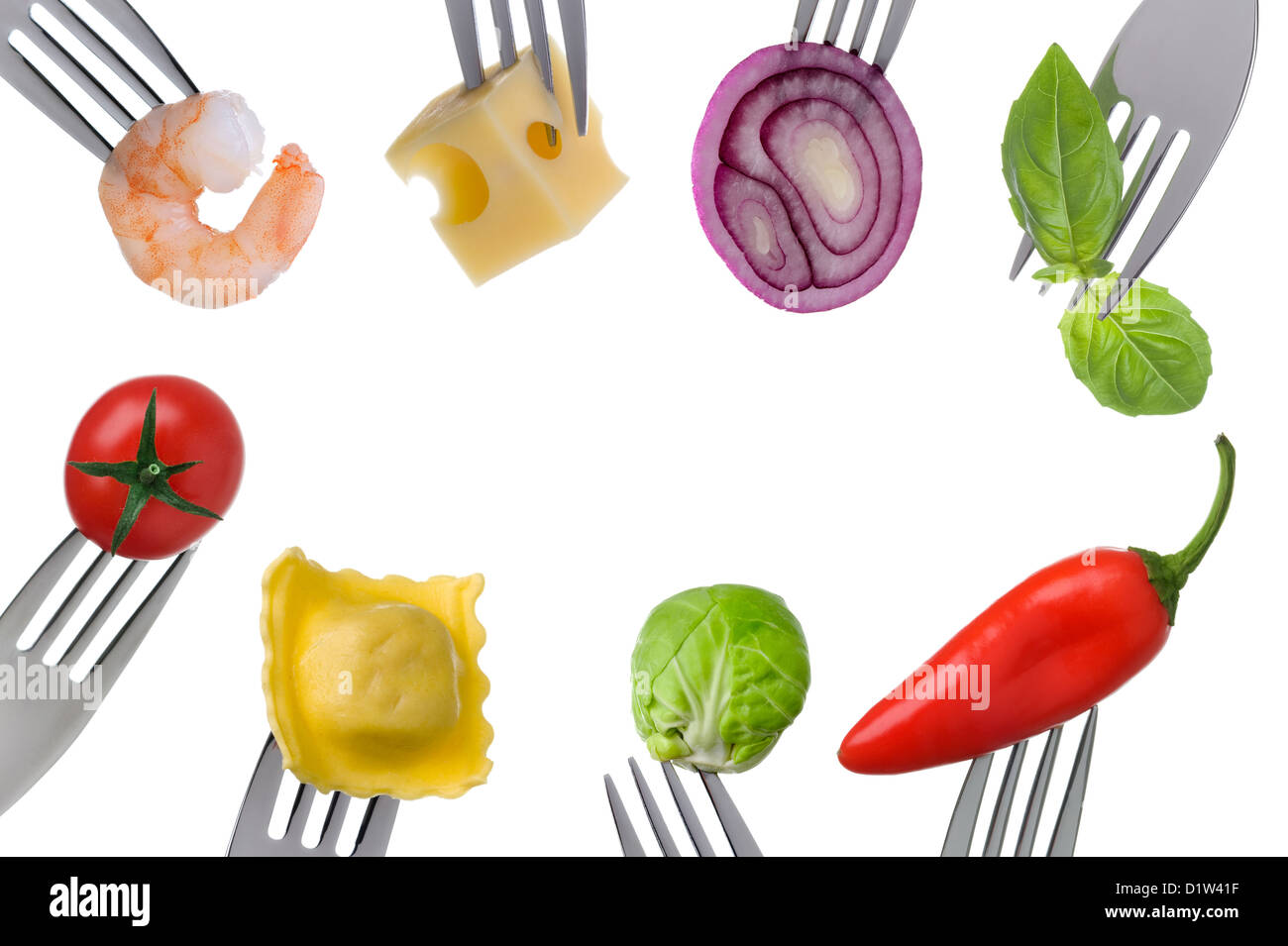 gesunde frische ausgewogene Pescetarian Essen auf Gabeln in eine gemeinsame Grenze mit textfreiraum auf weißen Hintergrund isoliert Stockfoto