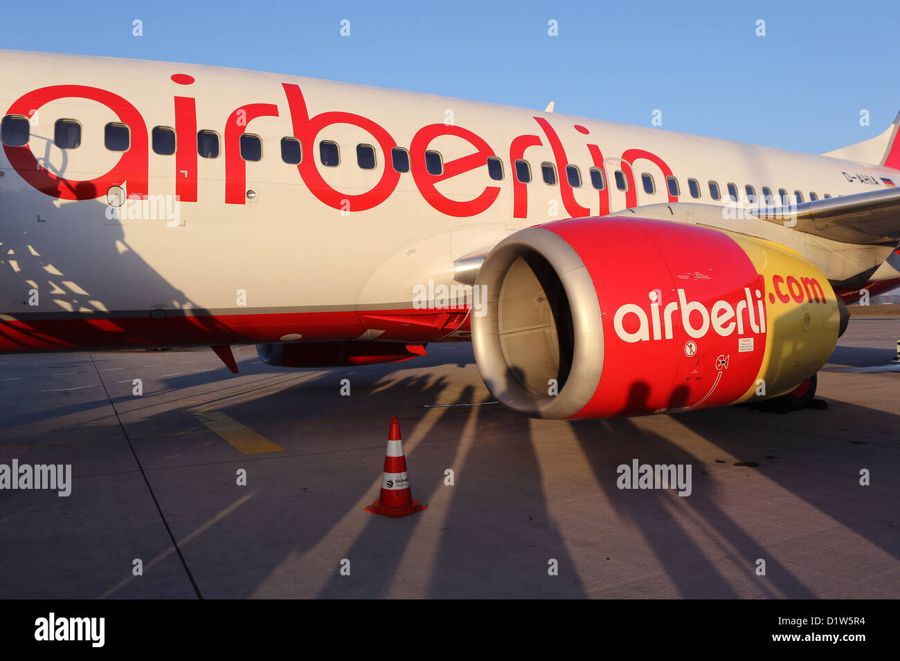 Berlin, Deutschland, Air Berlin Flugzeuge am Flughafen Tegel Stockfoto