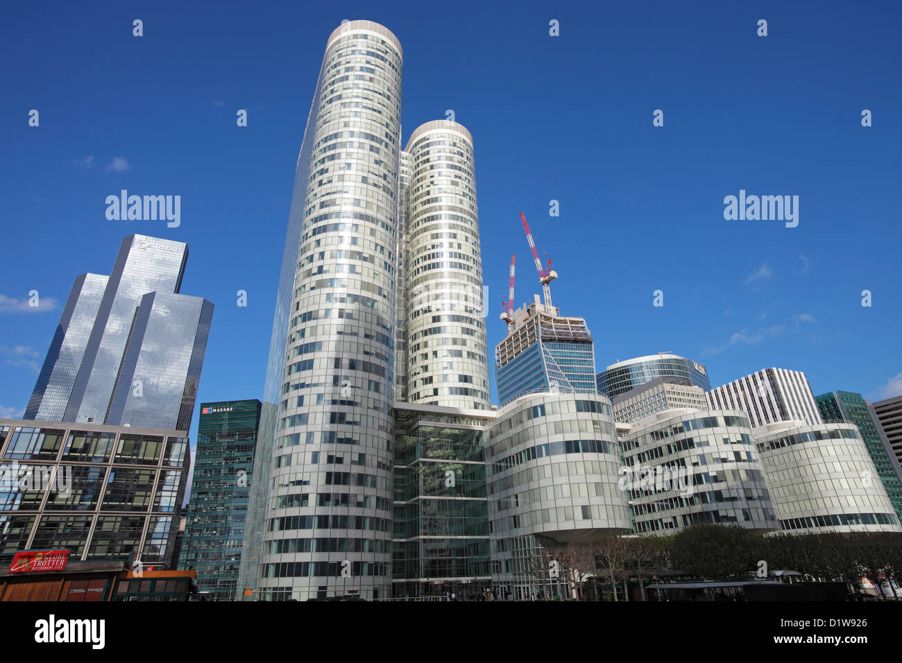 Coeur Défense und Sitz der insgesamt im Finanz-und Geschäftszentrum La Défense in Paris (Puteaux) Turm Stockfoto