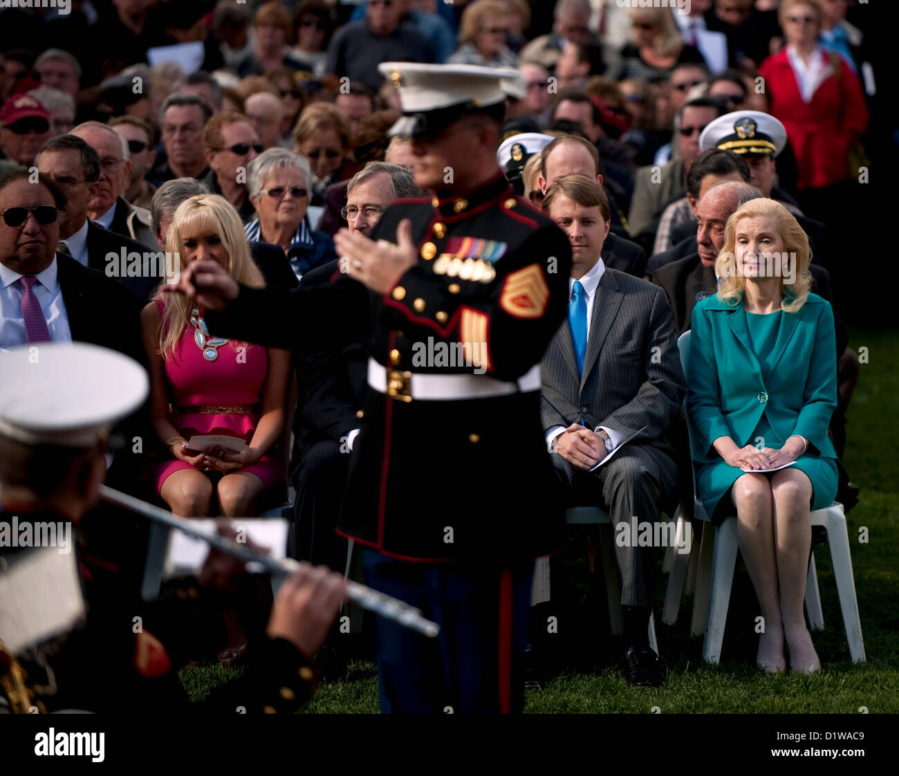 6. Januar 2013 - Yorba Linda, Kalifornien, USA - TRICIA NIXON COX (rechts) besucht die Richard Nixon Centennial Geburtstagsfeier bei der Nixon Presidential Library. (Kredit-Bild: © Brian Cahn/ZUMAPRESS.com) Stockfoto