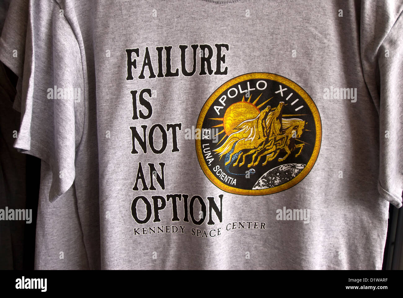 Souvenir-t-Shirt "Scheitern ist keine Option" Motto Apollo 13 Kennedy Space Center Visitor Center, Florida Stockfoto
