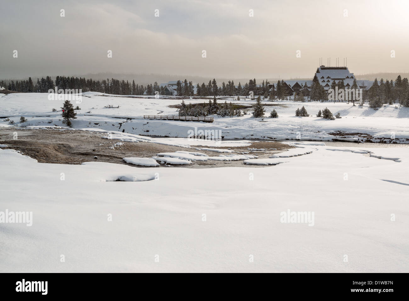 Old Faithful Lodge im Winter, Yellowstone-Nationalpark Stockfoto