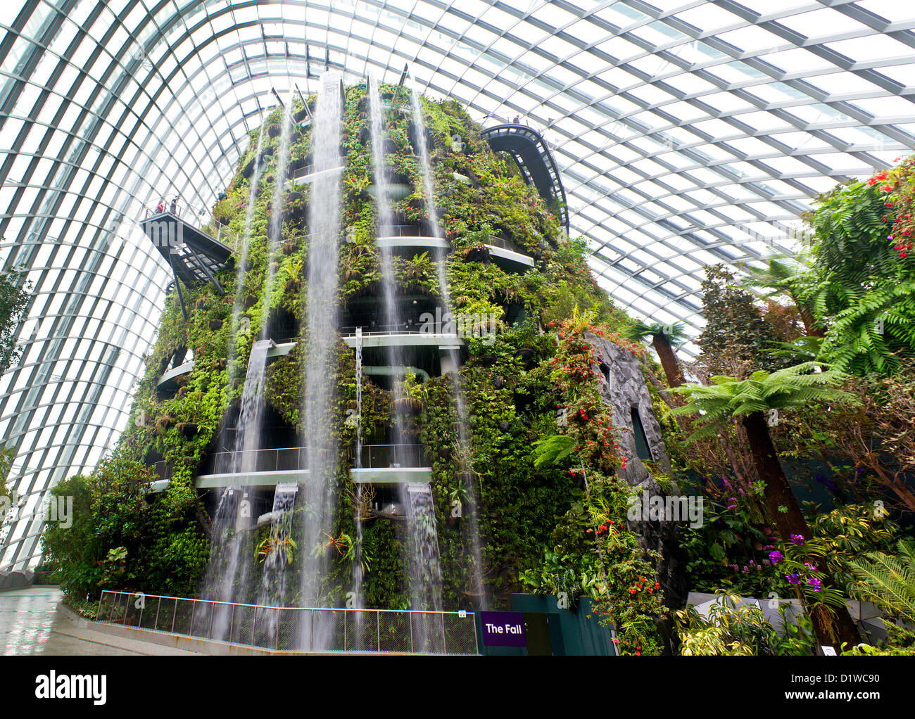 Singapur, Marina Bay, Gärten an der Bucht, Cloud Forest Kuppel