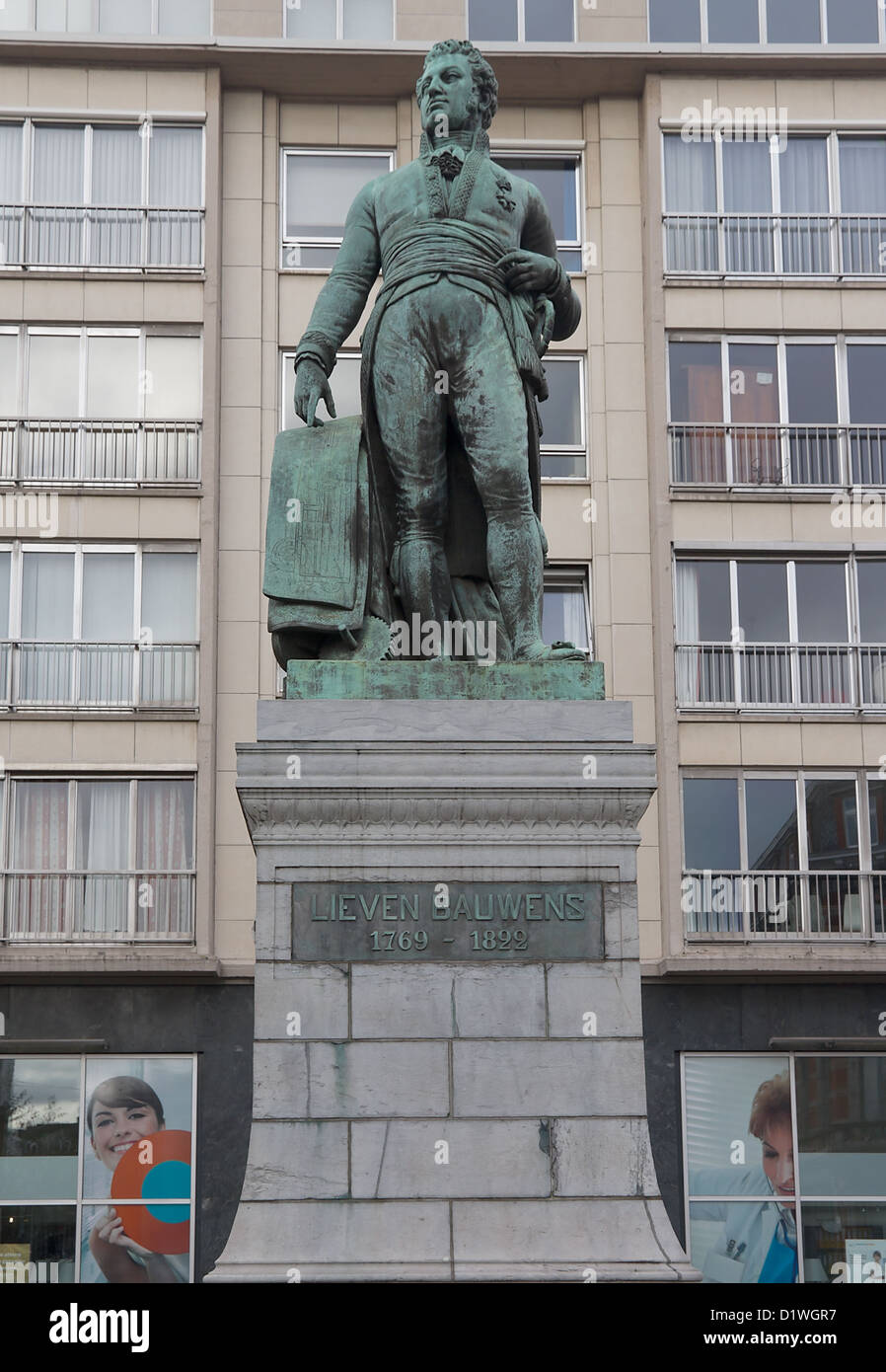Bronze-Denkmal für Lieven Bauwens (ca. 1872), belgischer Unternehmer und industriellen Spion. Gent, Ostflandern, Belgien Stockfoto