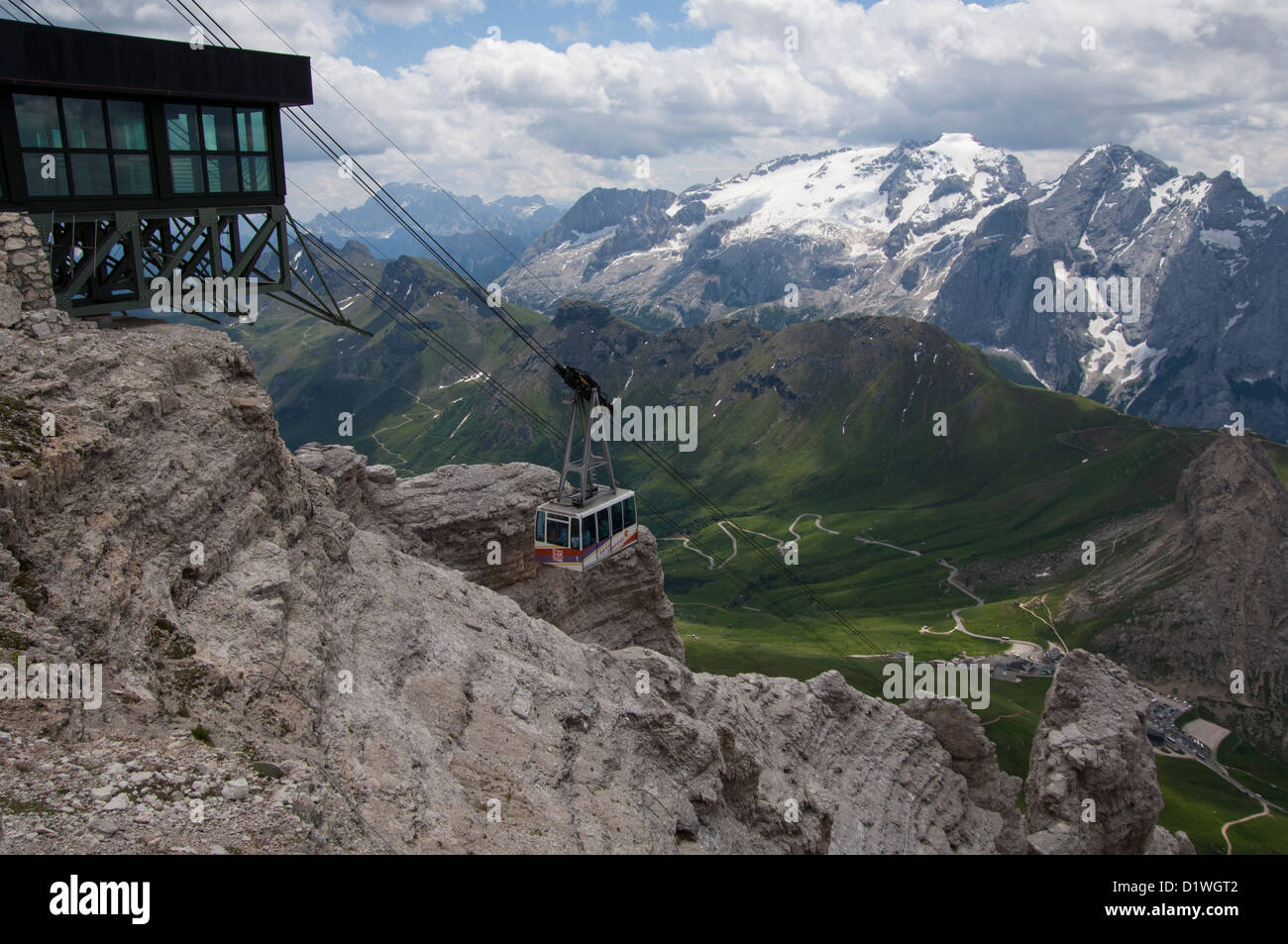 Pordoi Seilbahn Seilbahn Sass Pordoi, Passo Pordoi, Dolomiten, Trentino Alto Adige, Italien Stockfoto