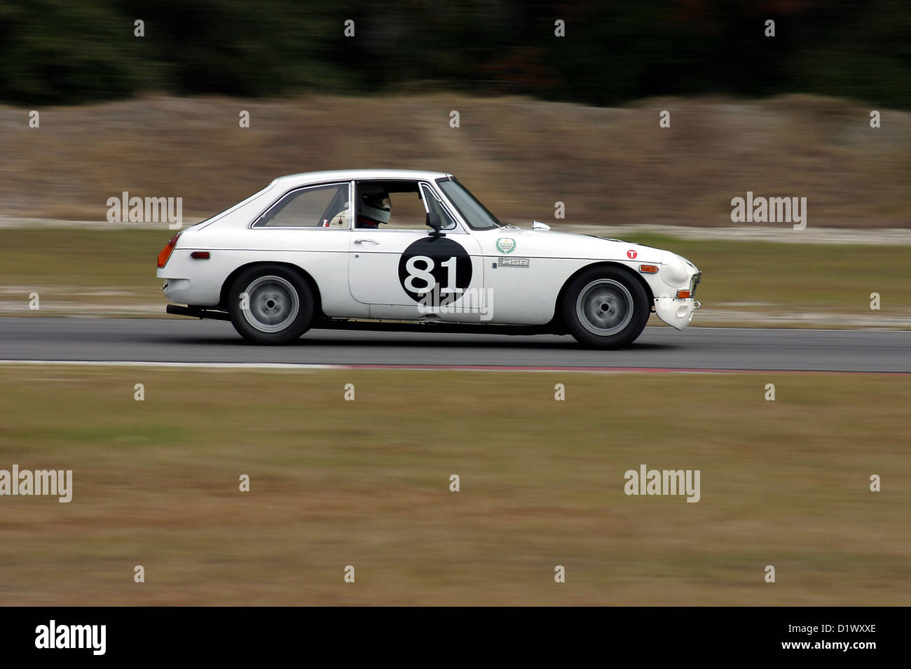 Vintage racing MGB während eines Ereignisses VDCA Raceway Roebling Straße, in der Nähe von Savannah, Georgia, USA. Stockfoto