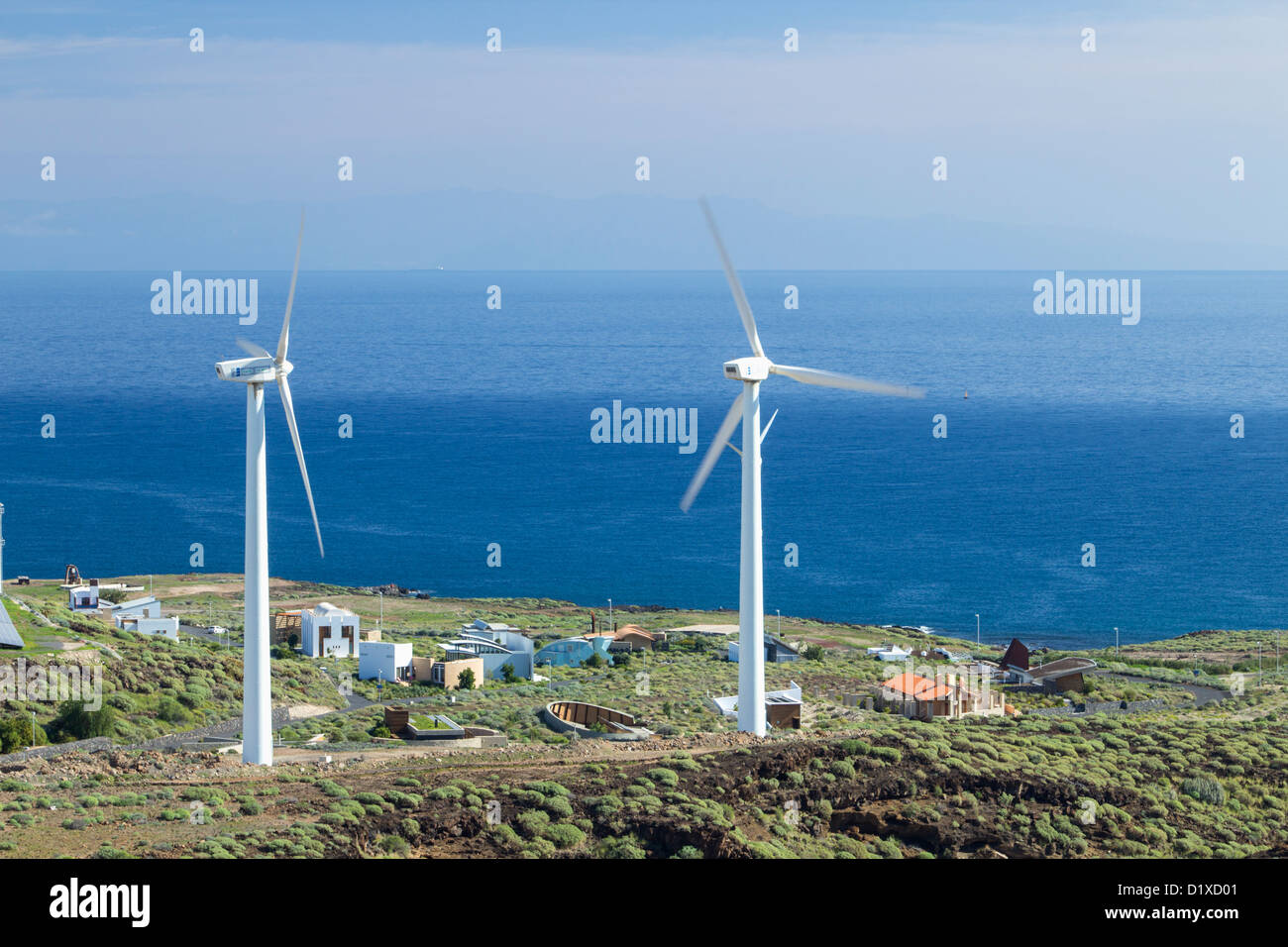 Bioklimatische Häuser am Instituto Tecnológico y de Energías Renovables (ITER) in Granadilla de Abona auf Teneriffa, Kanarische Inseln, Stockfoto